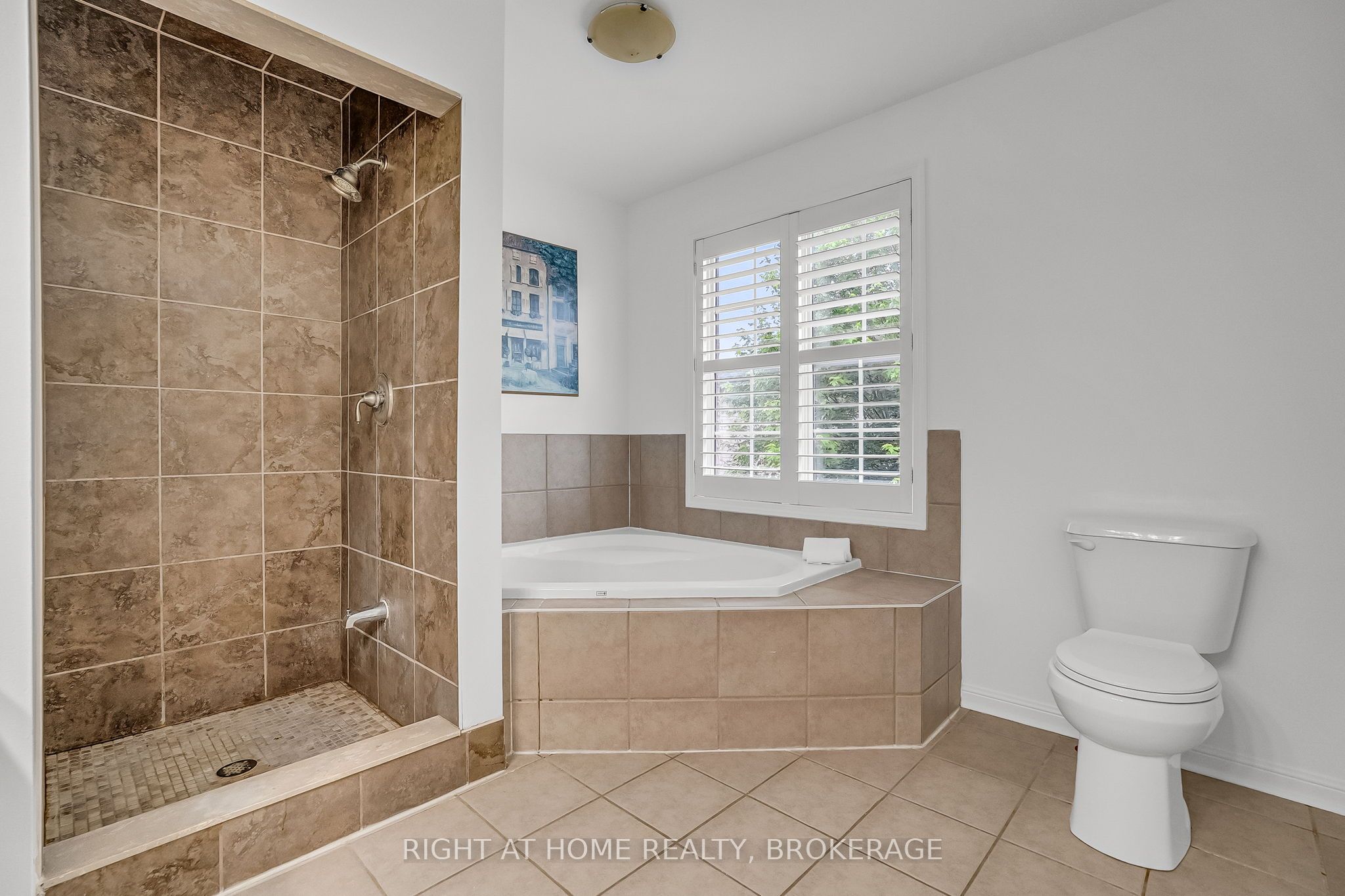 928 Lancaster Boulevard Property Photo 32