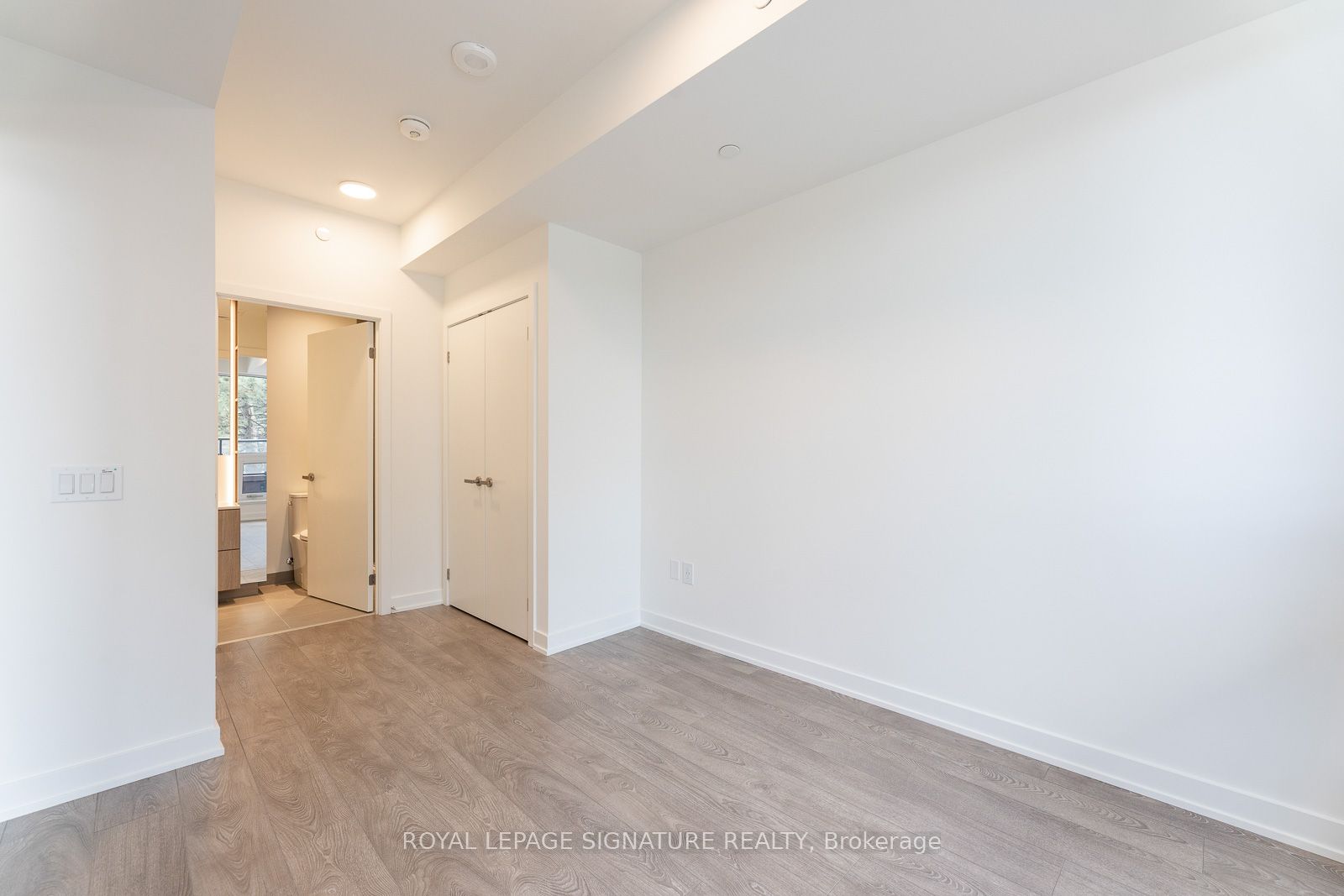 28 Ann Street 215 Property Photo 18