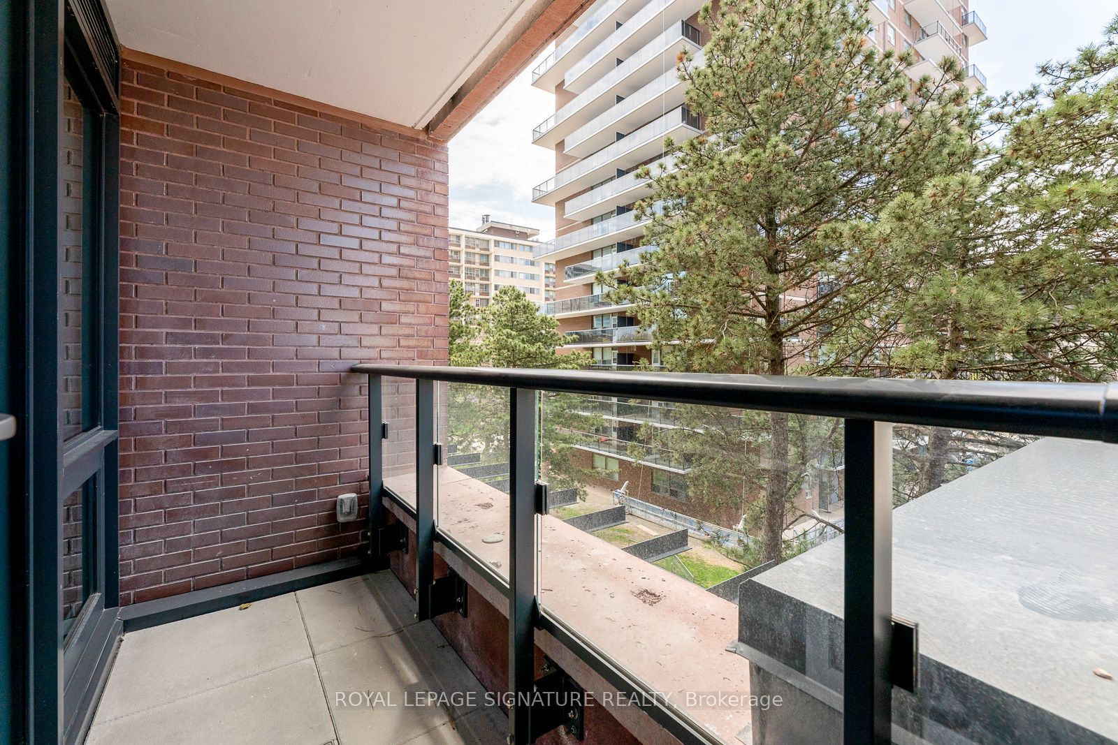 28 Ann Street 215 Property Photo 24