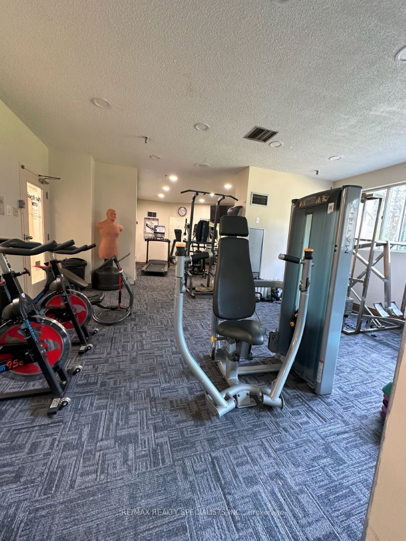 #1602 - 3695 Kaneff Crescent Property Photo 33