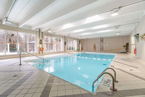 #1602 - 3695 Kaneff Crescent Property Photo 34