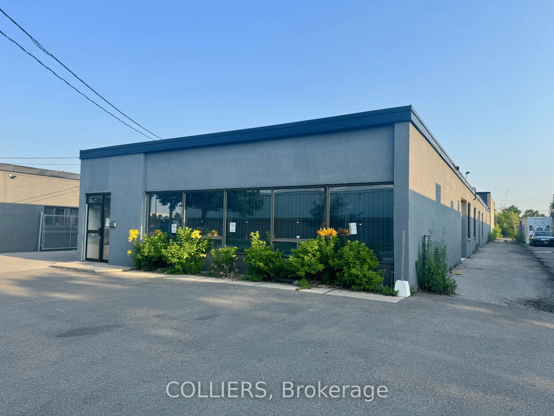 234 Norseman Street Property Photo 1