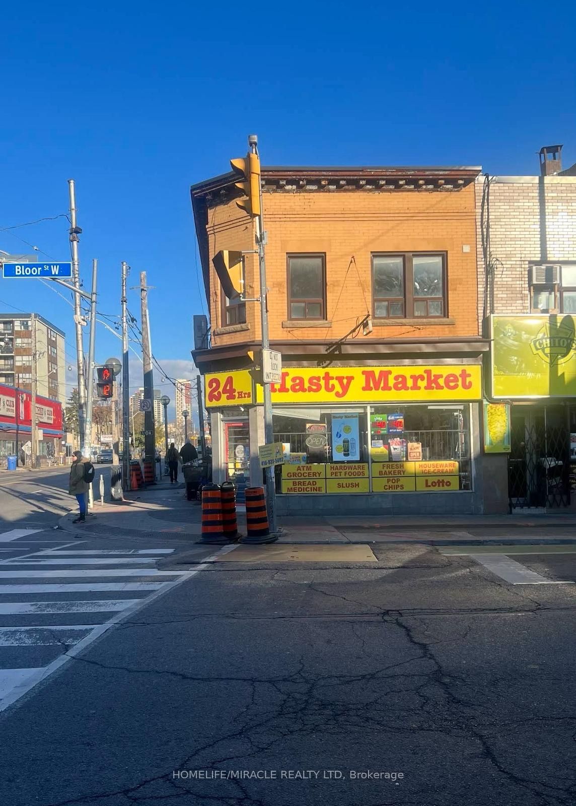 1310 BLOOR Street W Property Photo 1