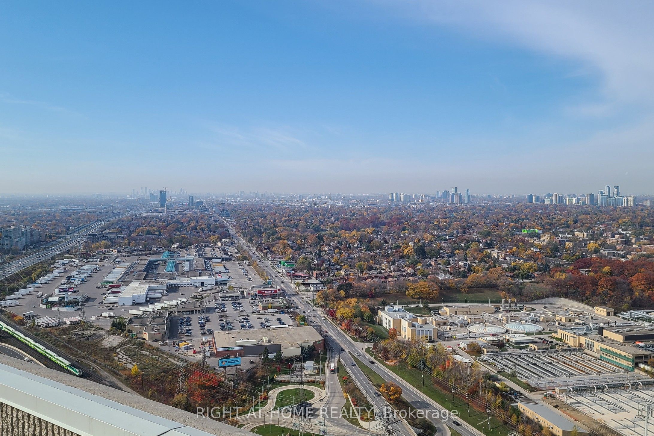 2045 Lake Shore Boulevard W 507 Property Photo 17