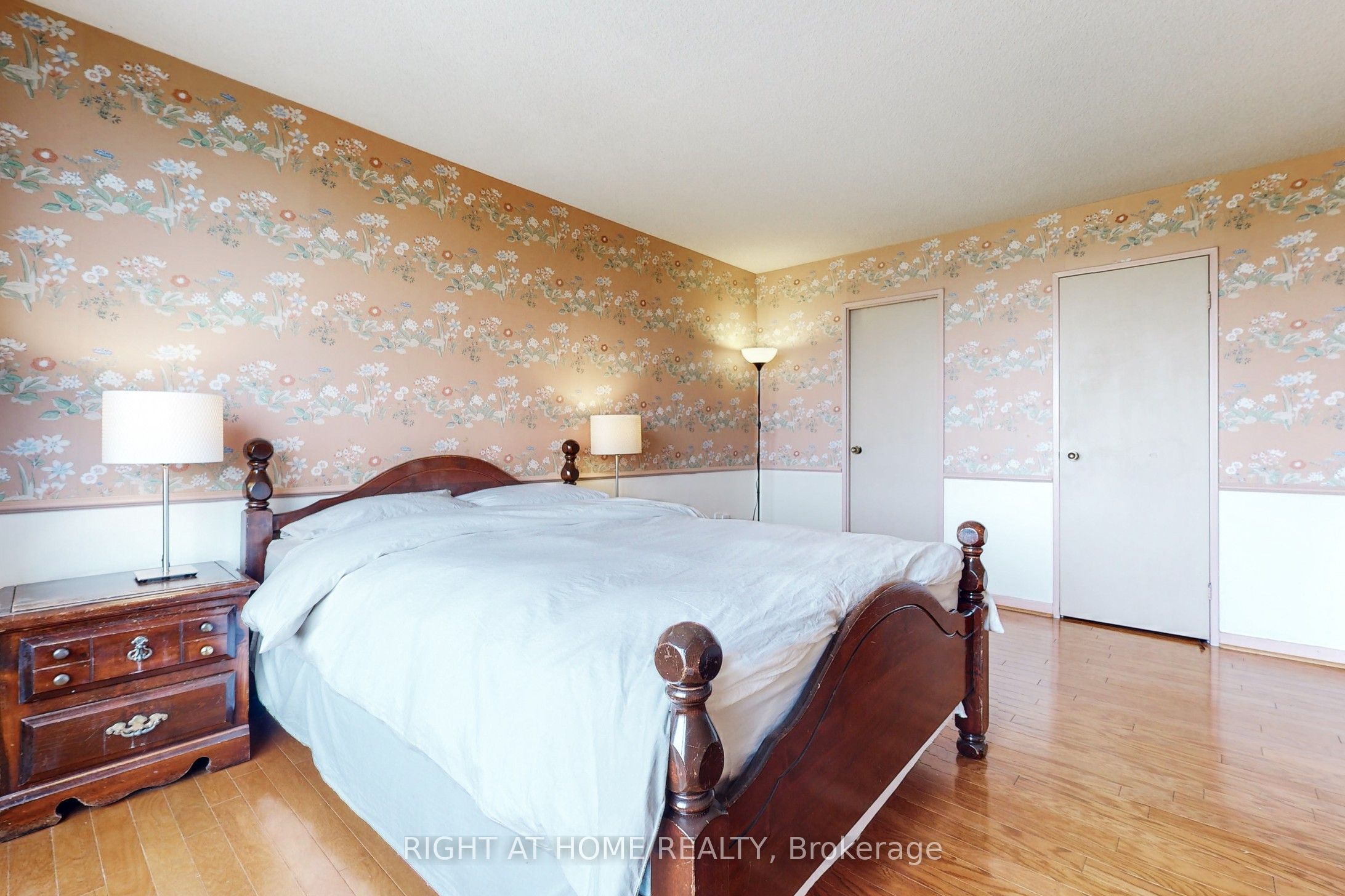 2045 Lake Shore Boulevard W 507 Property Photo 22