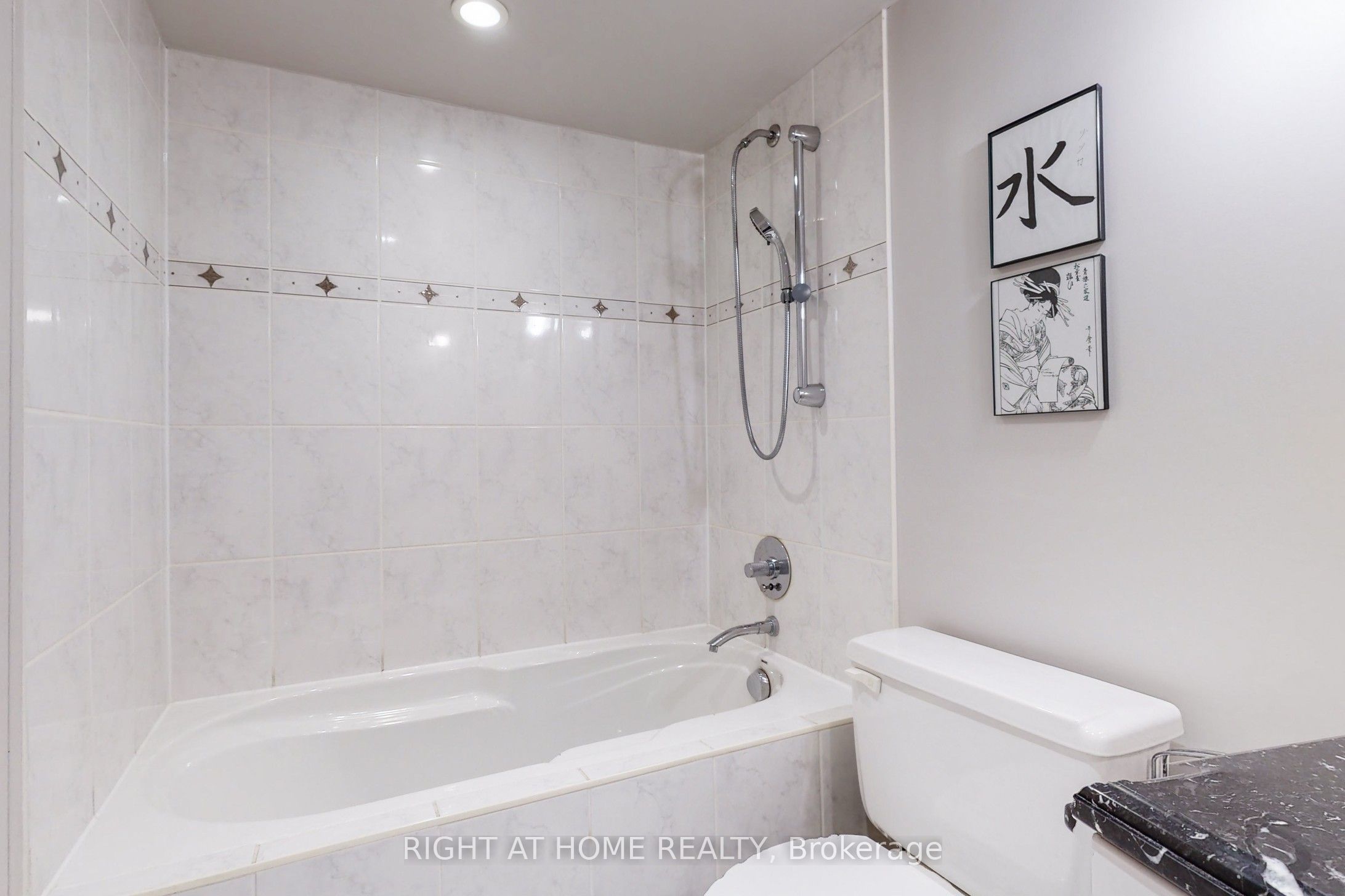 2045 Lake Shore Boulevard W 507 Property Photo 26