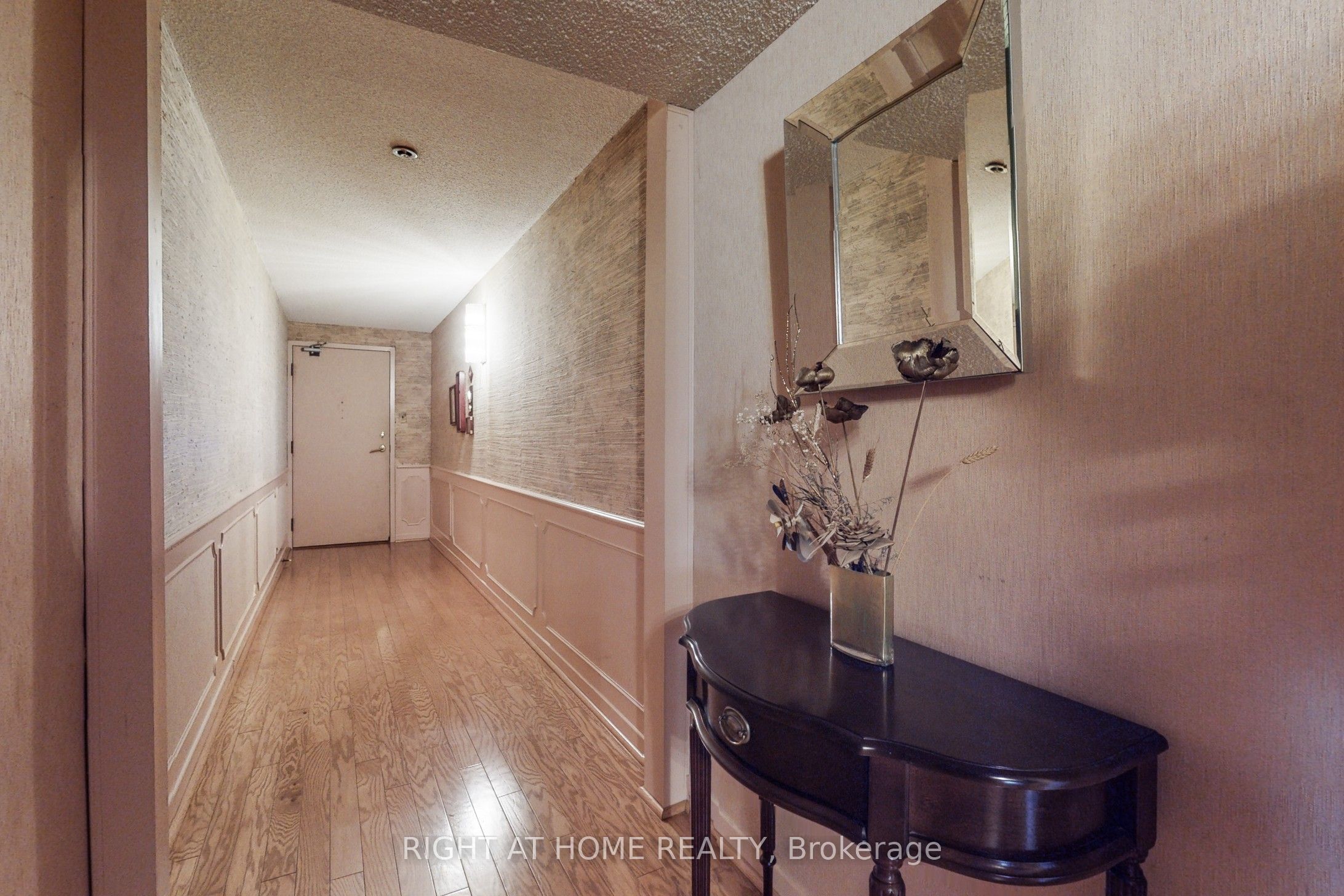 2045 Lake Shore Boulevard W 507 Property Photo 29