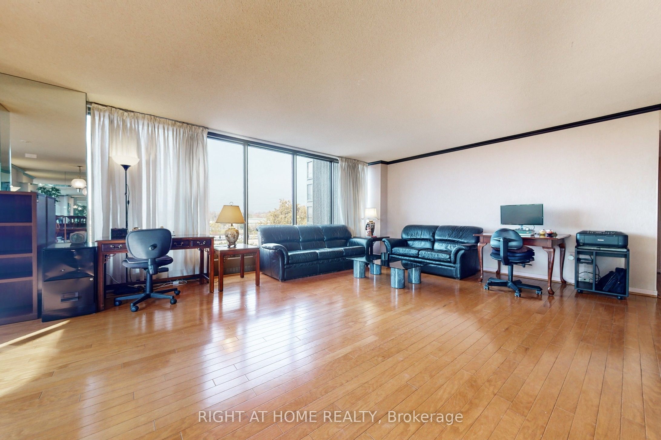 2045 Lake Shore Boulevard W 507 Property Photo 32