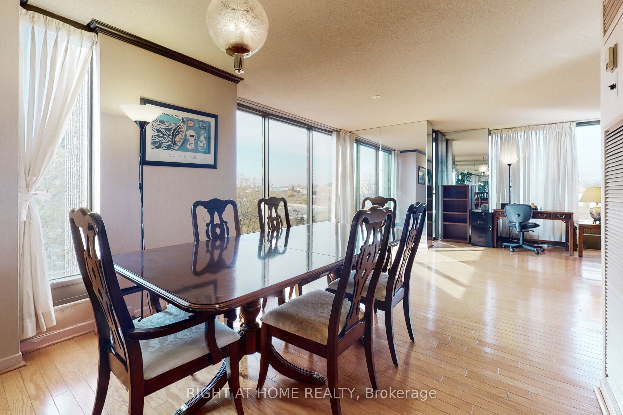2045 Lake Shore Boulevard W 507 Property Photo 39