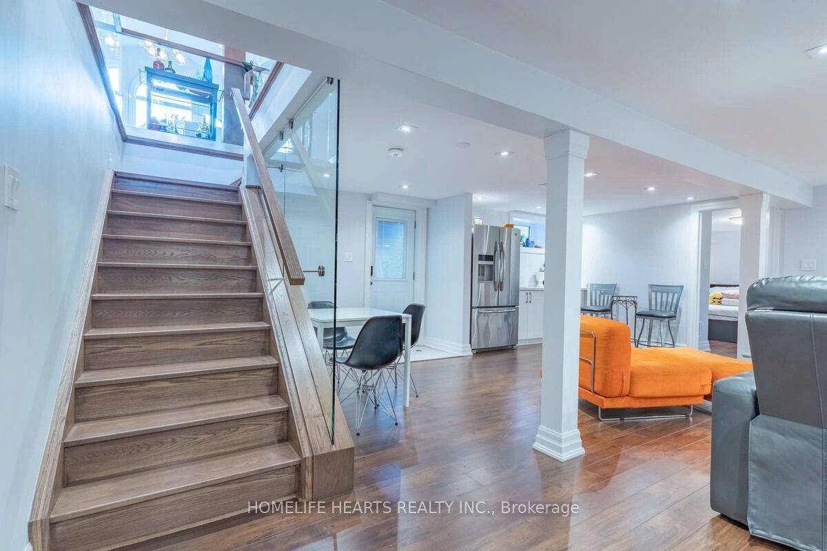 730 Drury Lane Property Photo 3