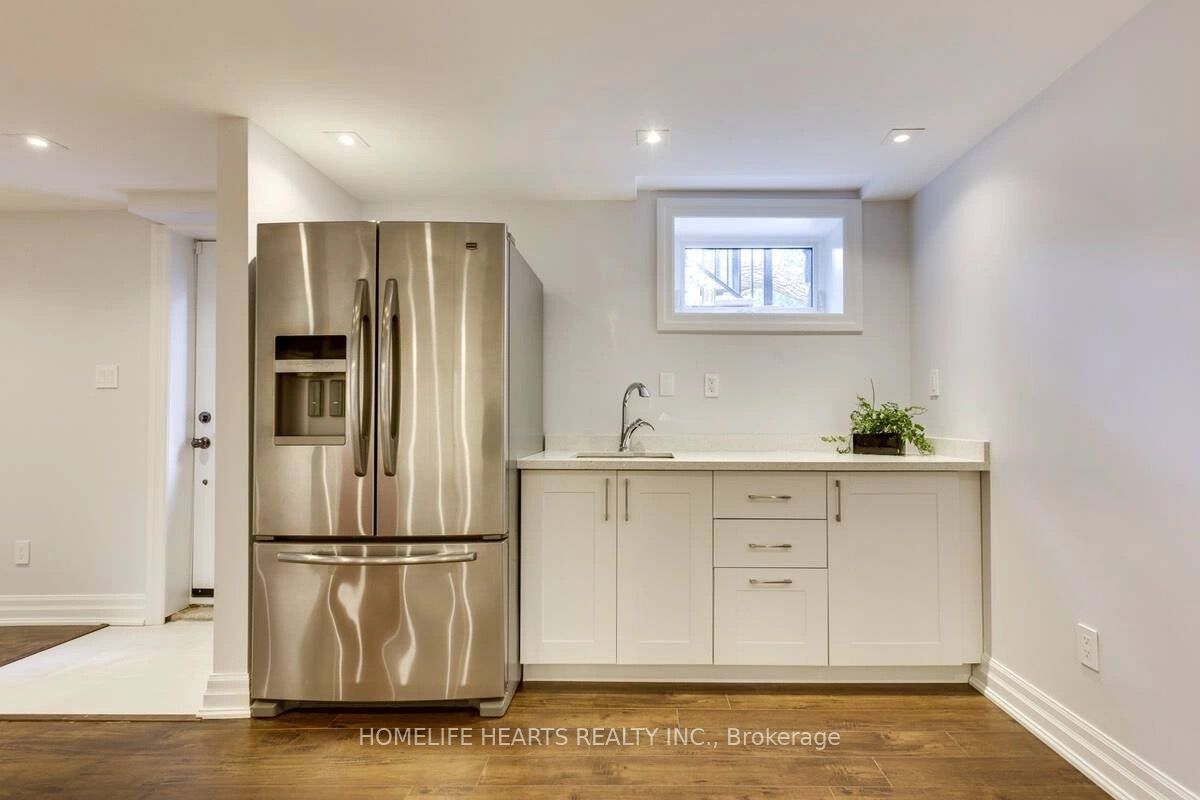 730 Drury Lane Property Photo 14