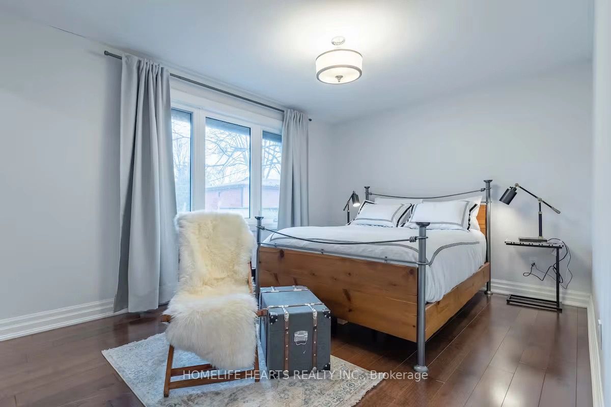 730 Drury Lane Property Photo 18