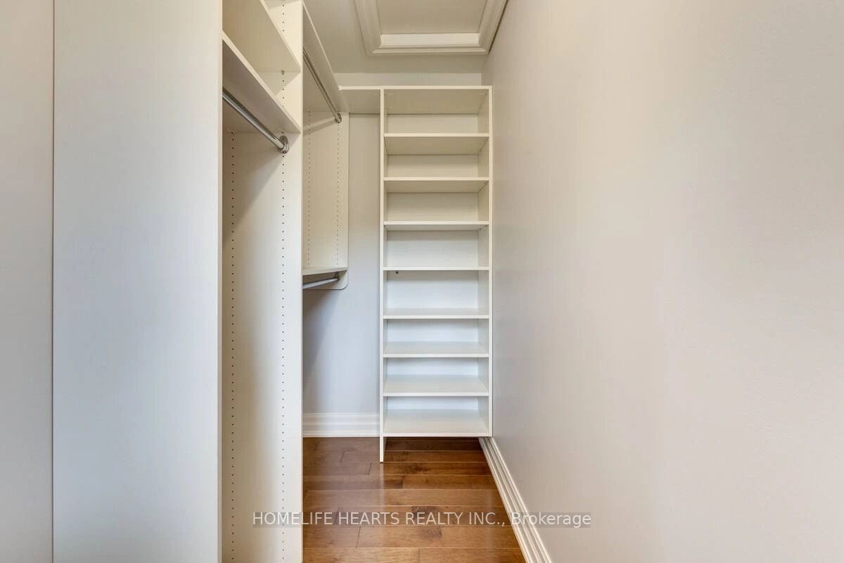 730 Drury Lane Property Photo 29