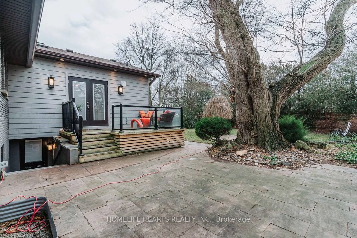 730 Drury Lane Property Photo 34