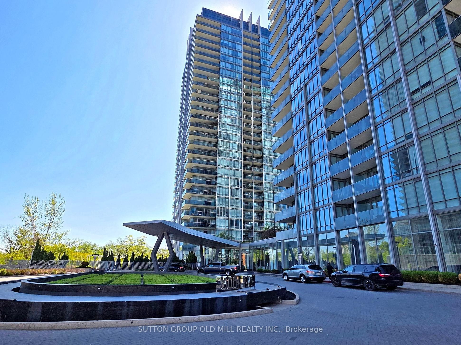 90 Park Lawn Road 1205 Property Photo 1