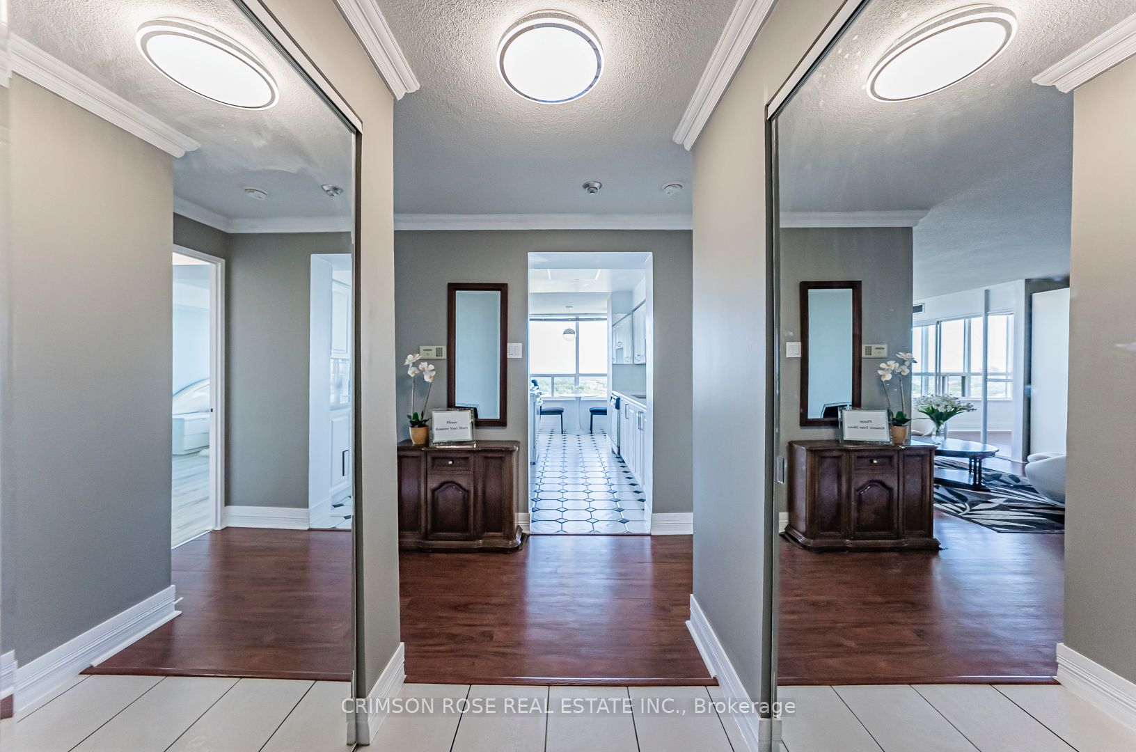 #1609 - 400 Webb Drive Property Photo 6