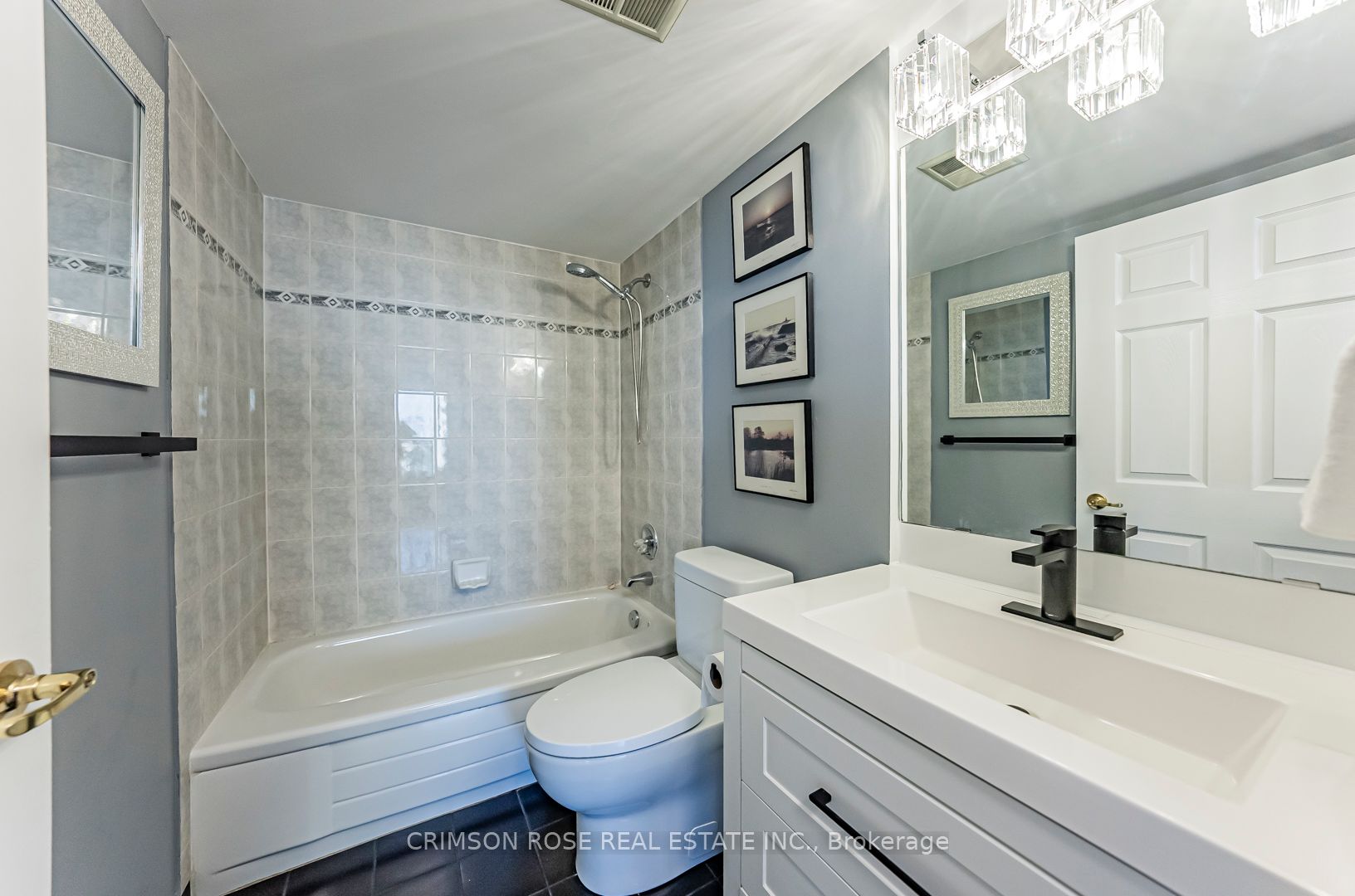 #1609 - 400 Webb Drive Property Photo 18