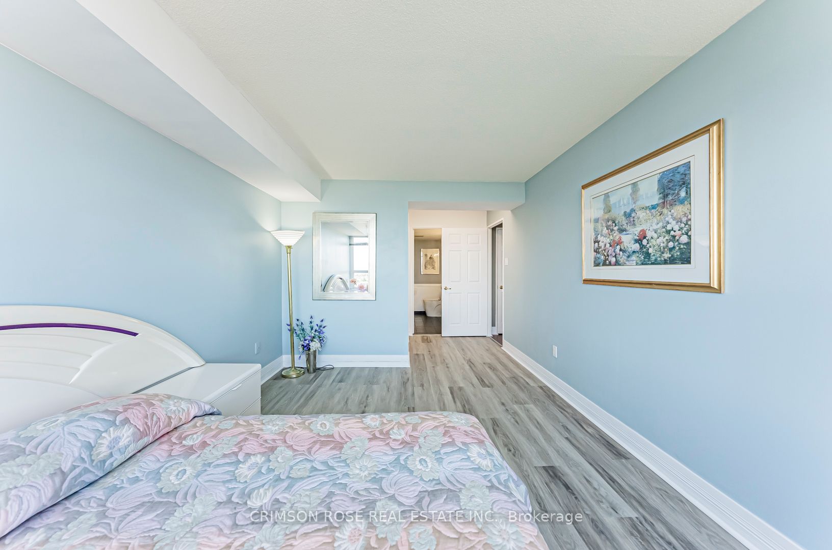 #1609 - 400 Webb Drive Property Photo 22
