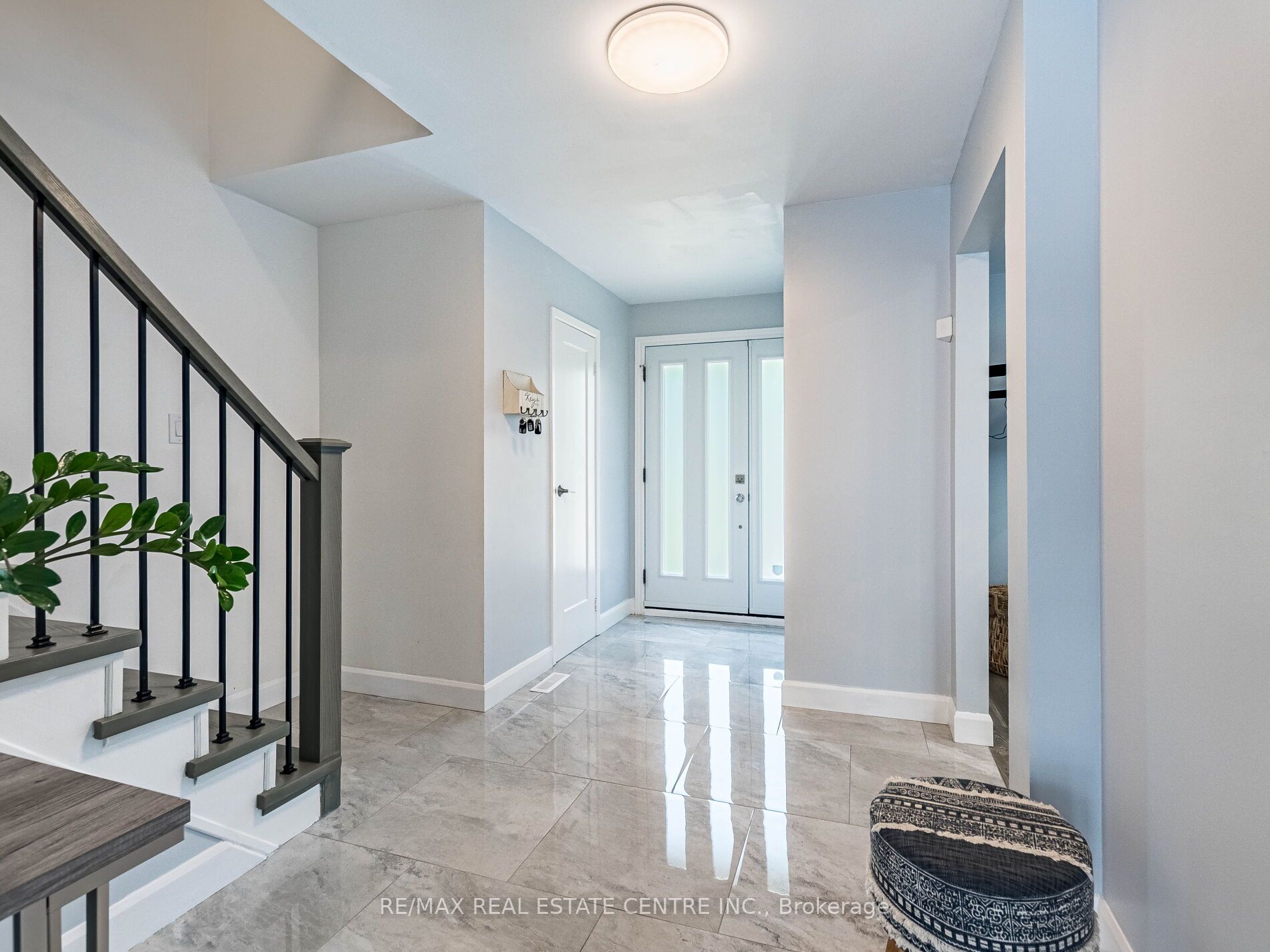 52 Mozart Crescent Property Photo 7