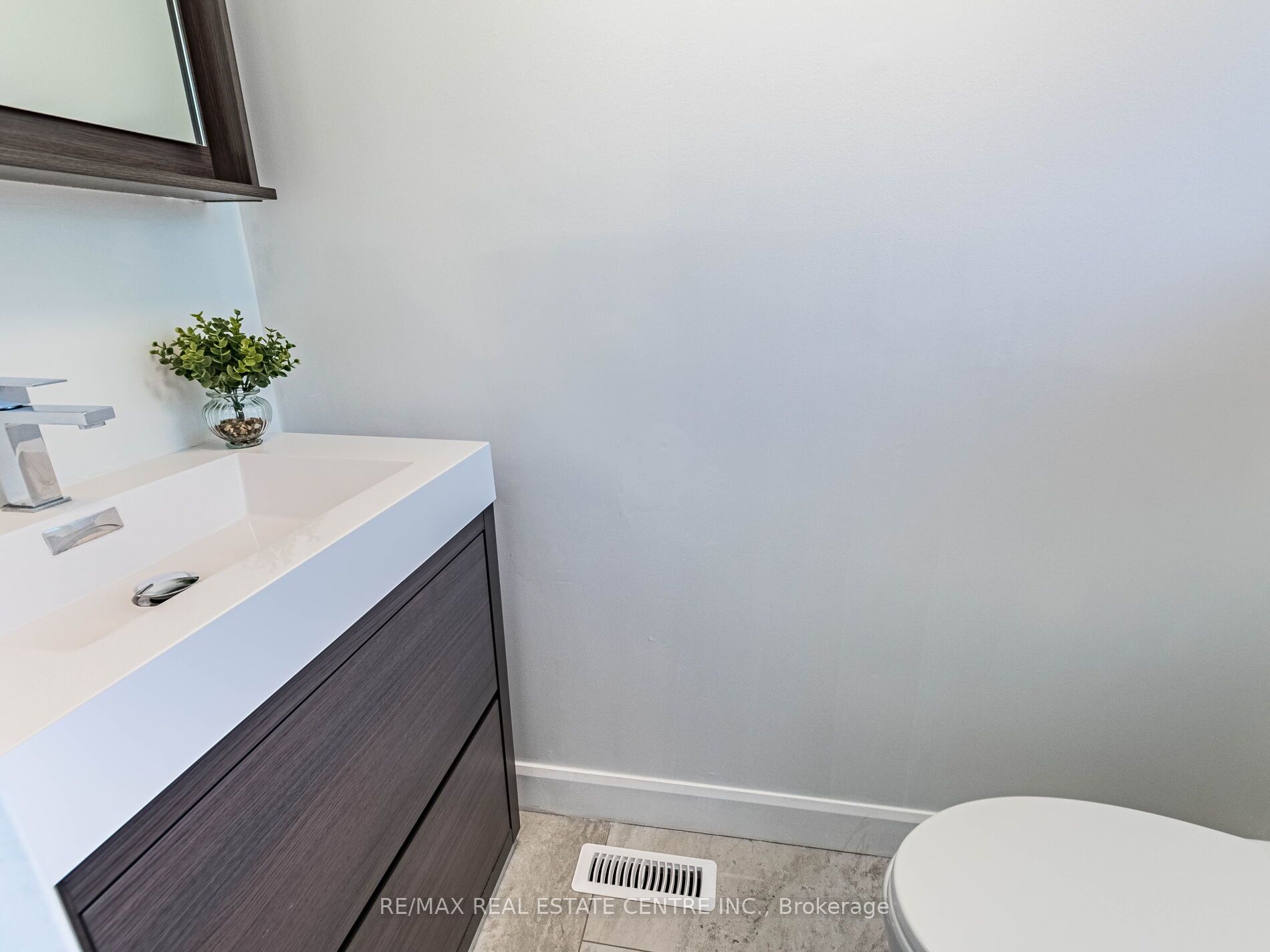 52 Mozart Crescent Property Photo 24