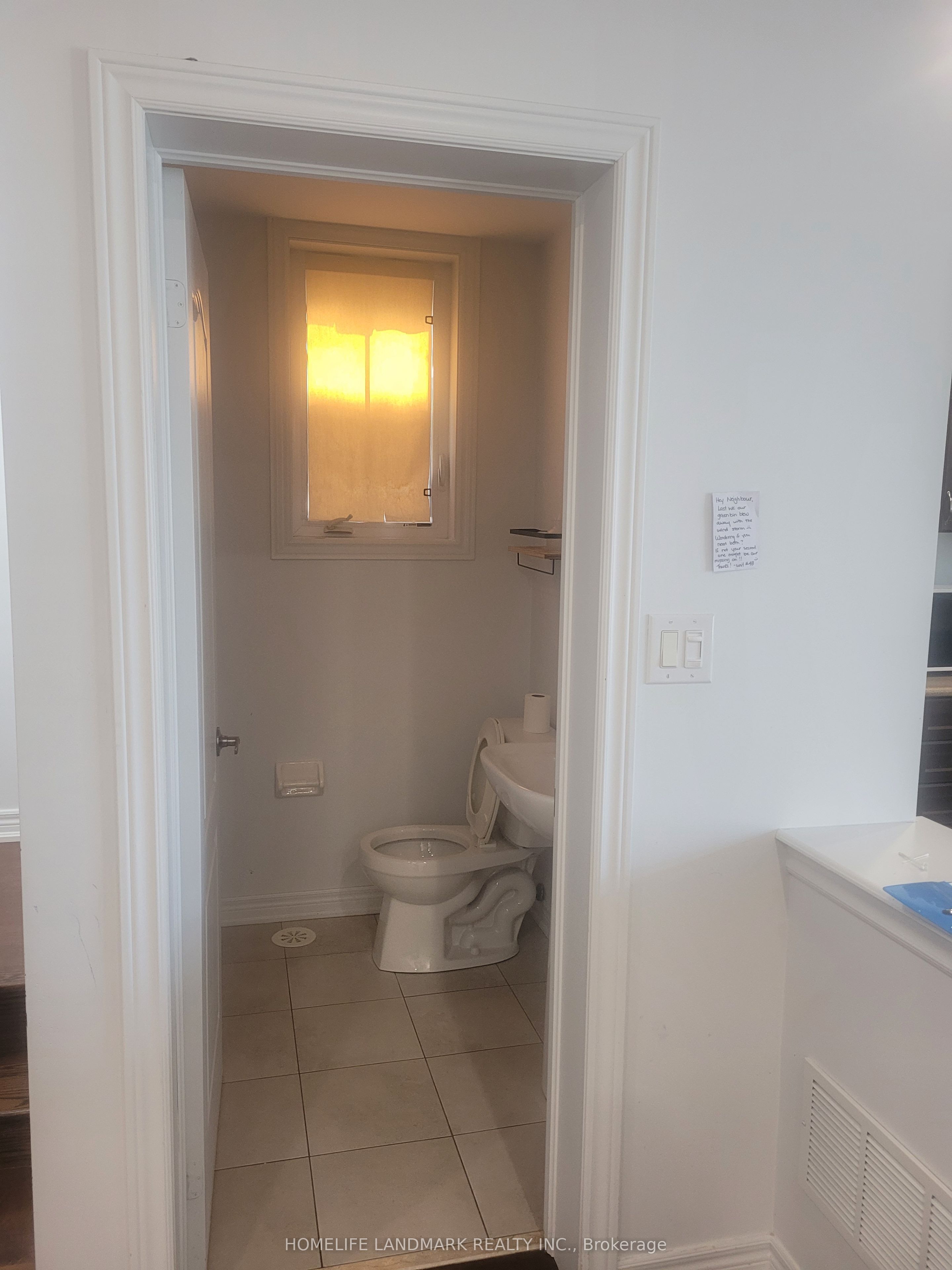 #82 - 2435 Greenwich Drive Property Photo 4