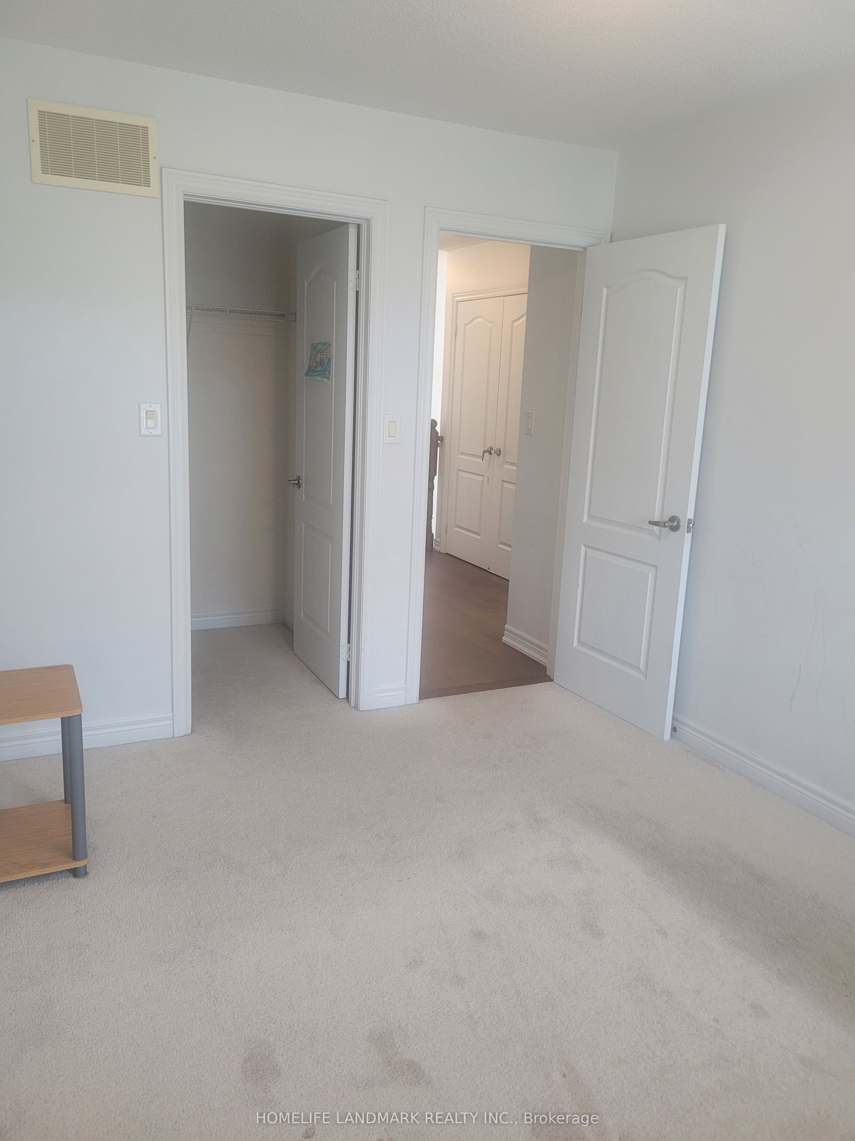 #82 - 2435 Greenwich Drive Property Photo 14
