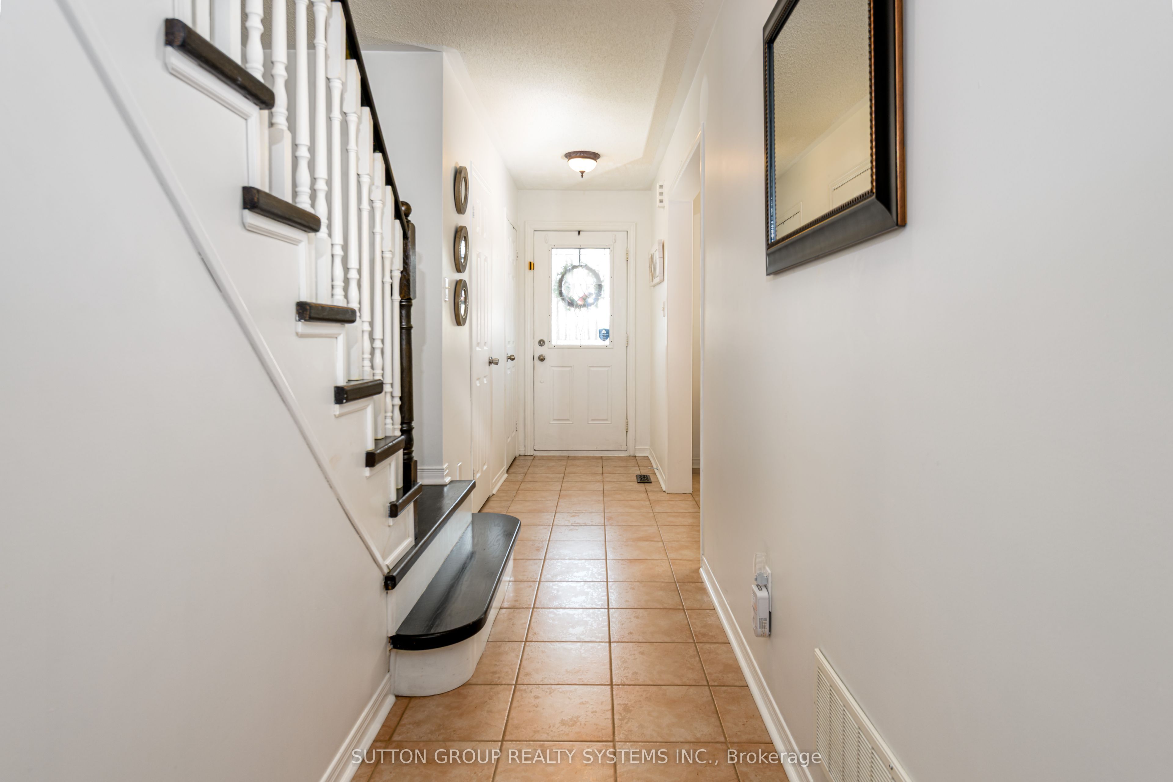 39 Morningmist Street Property Photo 11