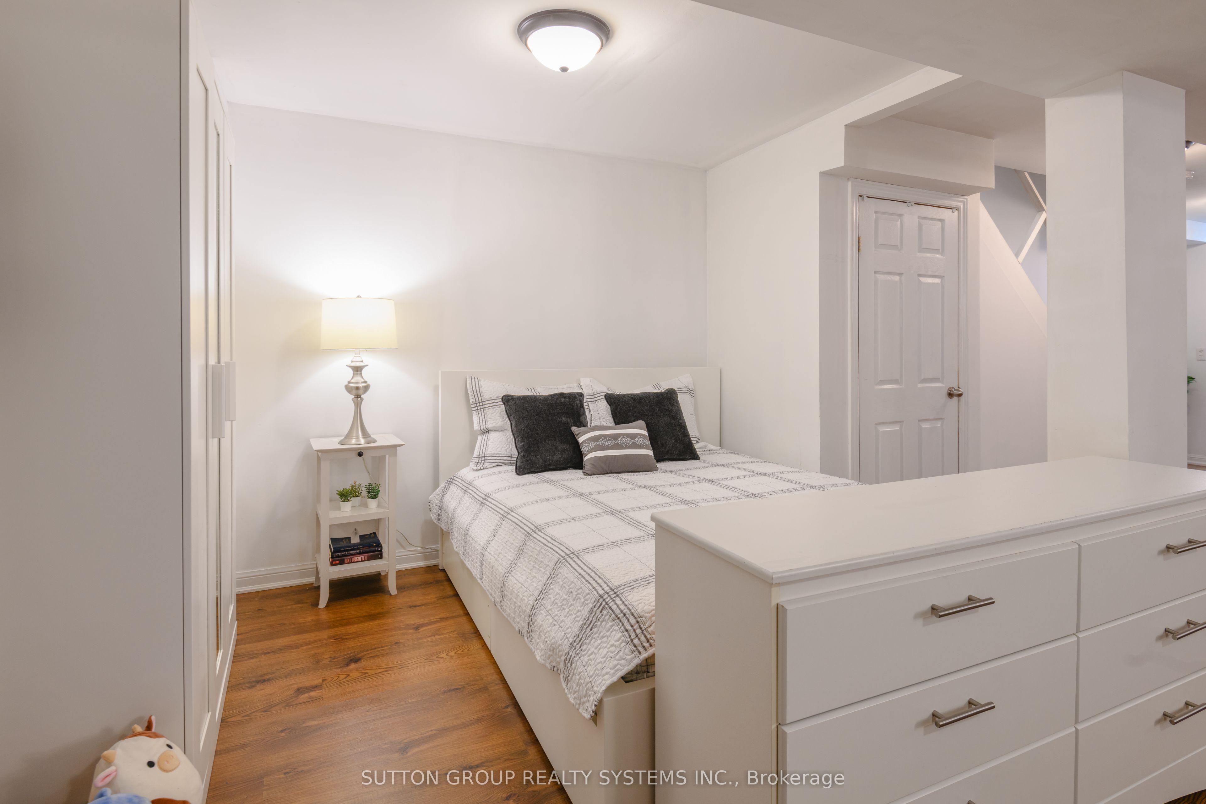 39 Morningmist Street Property Photo 19