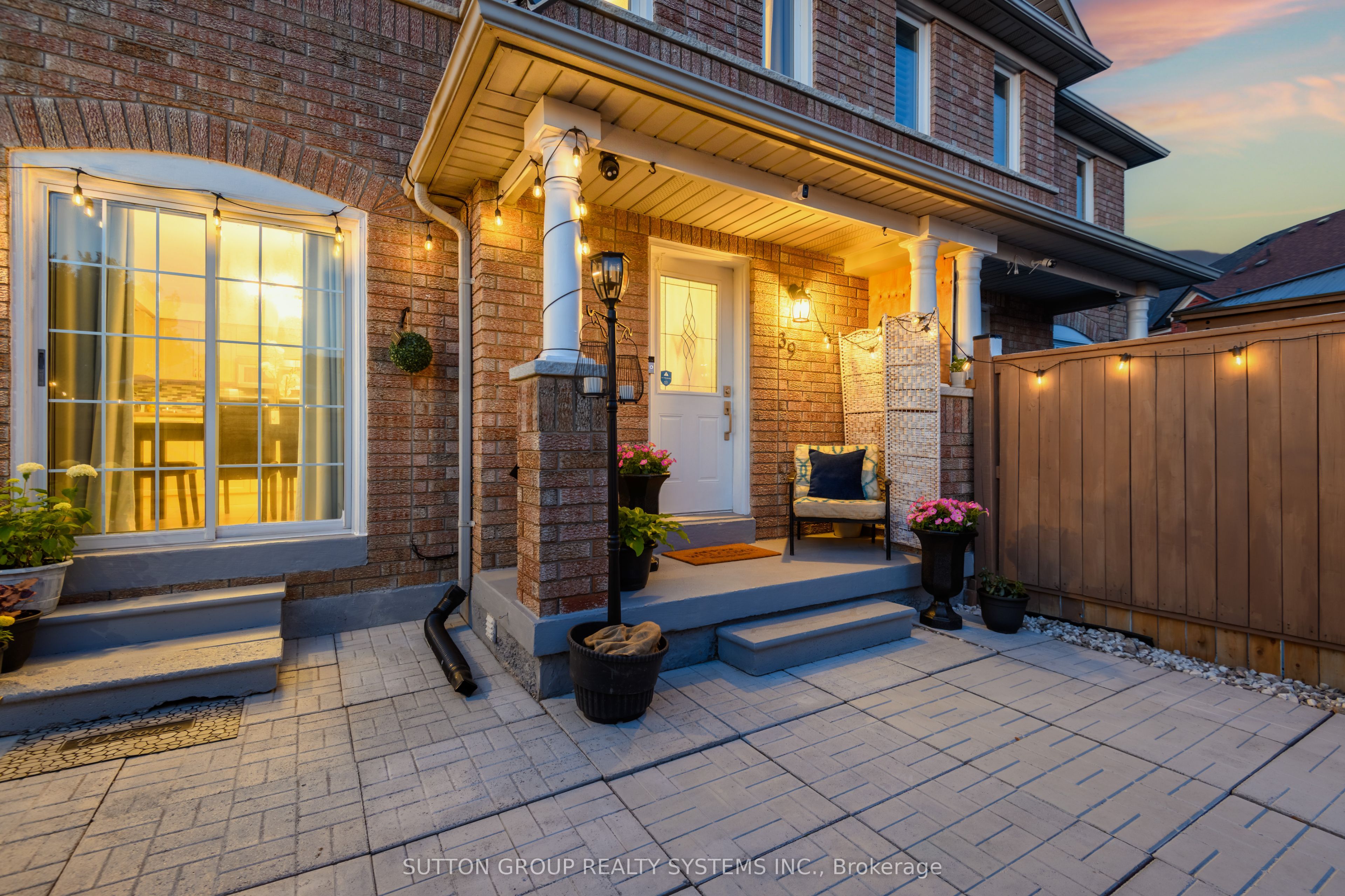 39 Morningmist Street Property Photo 23