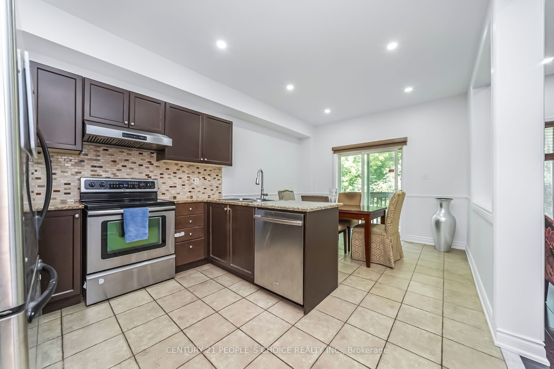 461 Acumen Court Property Photo 11