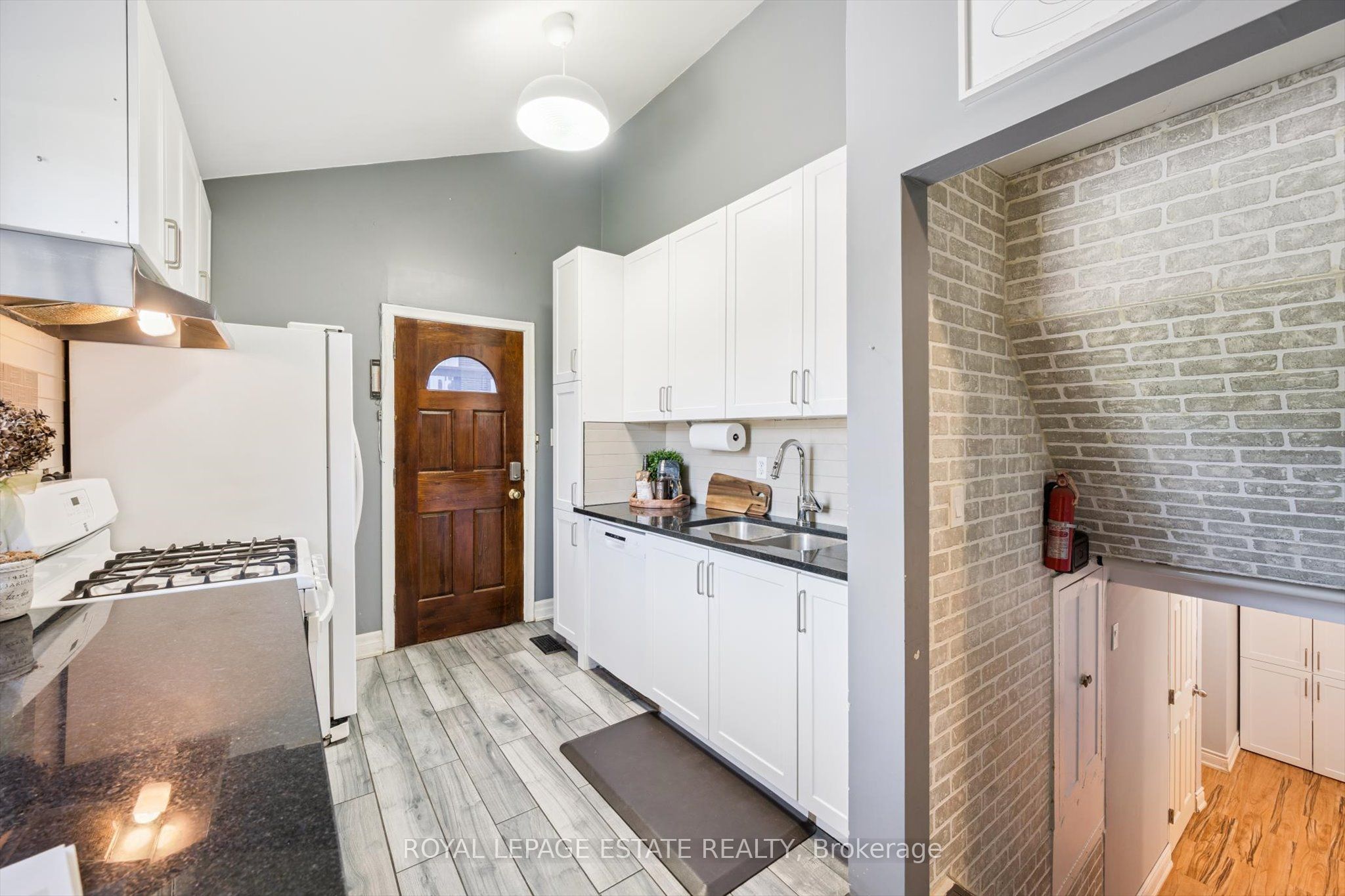 57 Nanwood Drive Property Photo 10