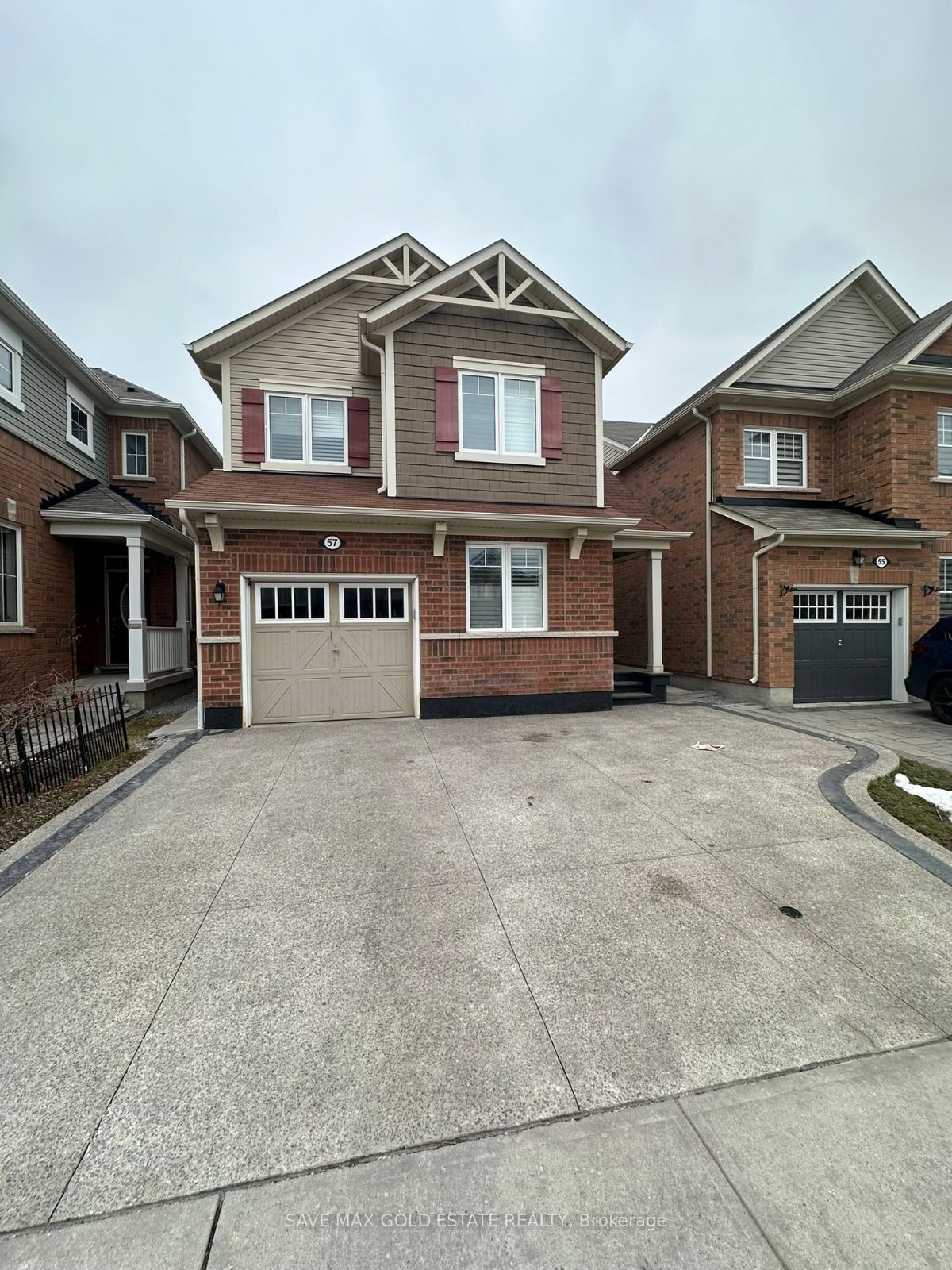 57 Robert Parkinson Drive Property Photo 1