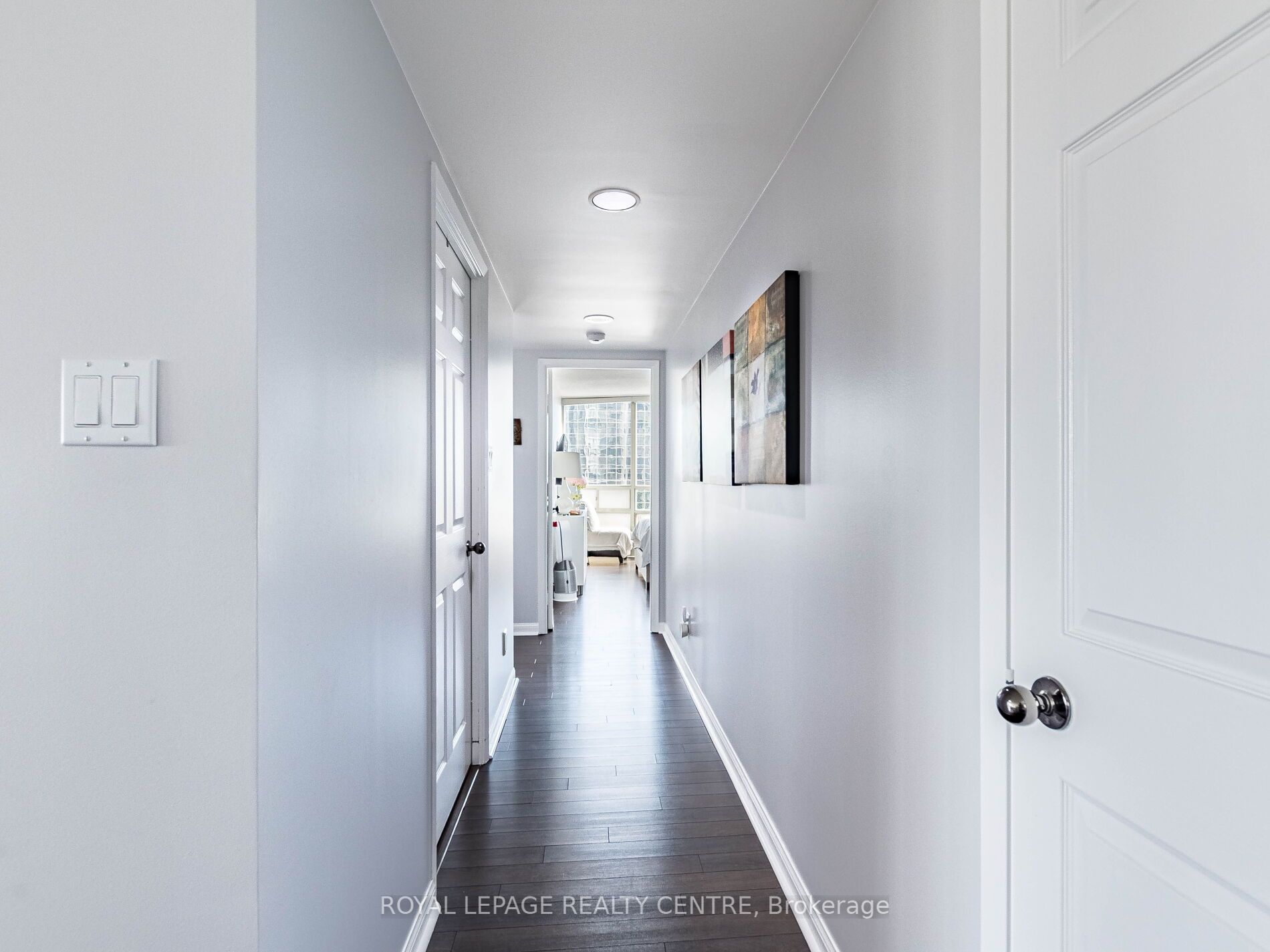 50 Eglinton Avenue W 601 Property Photo 13