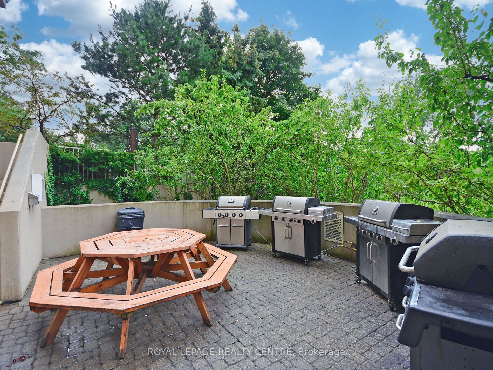50 Eglinton Avenue W 601 Property Photo 30