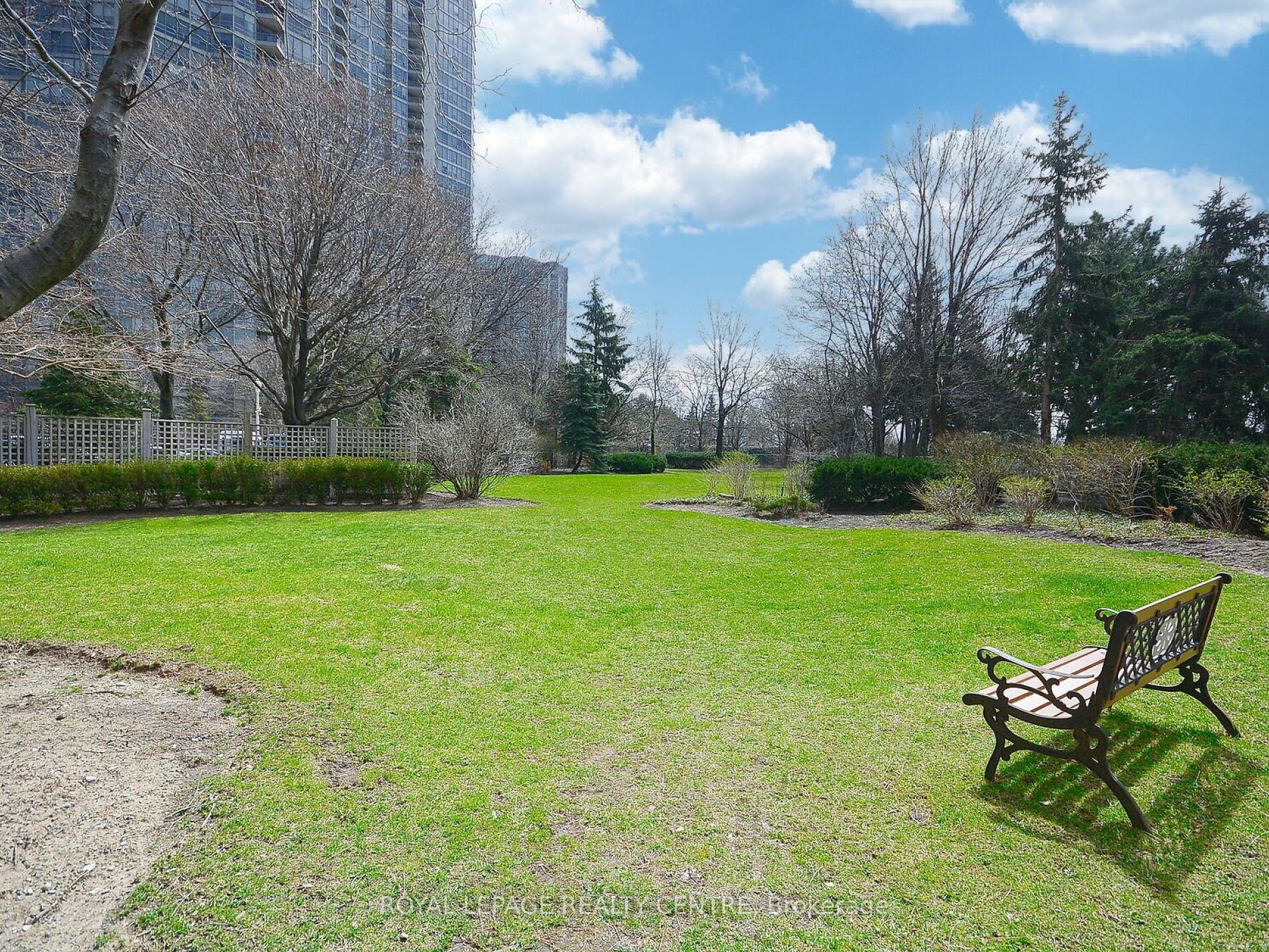 50 Eglinton Avenue W 601 Property Photo 31
