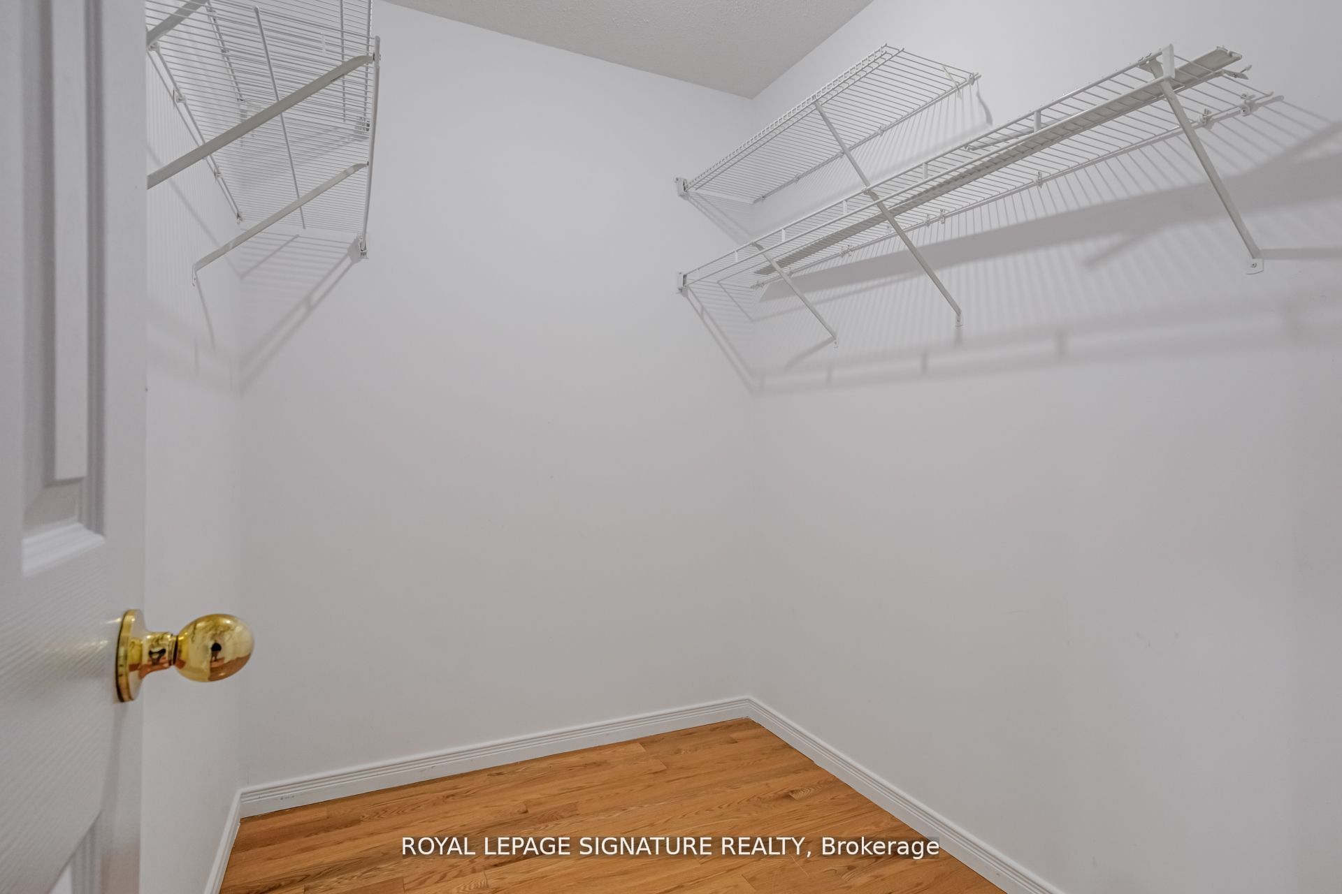269 Fasken Court Property Photo 22