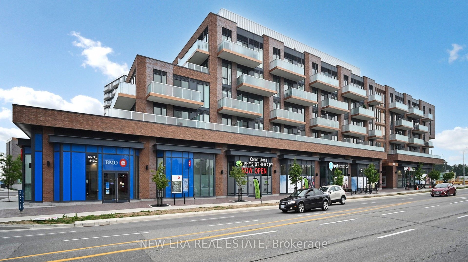 215 Lakeshore Road W 521 Property Photo 1