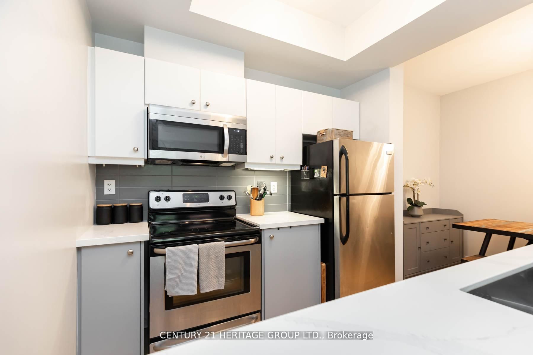 #44 - 68 Winston Park Boulevard Property Photo 8