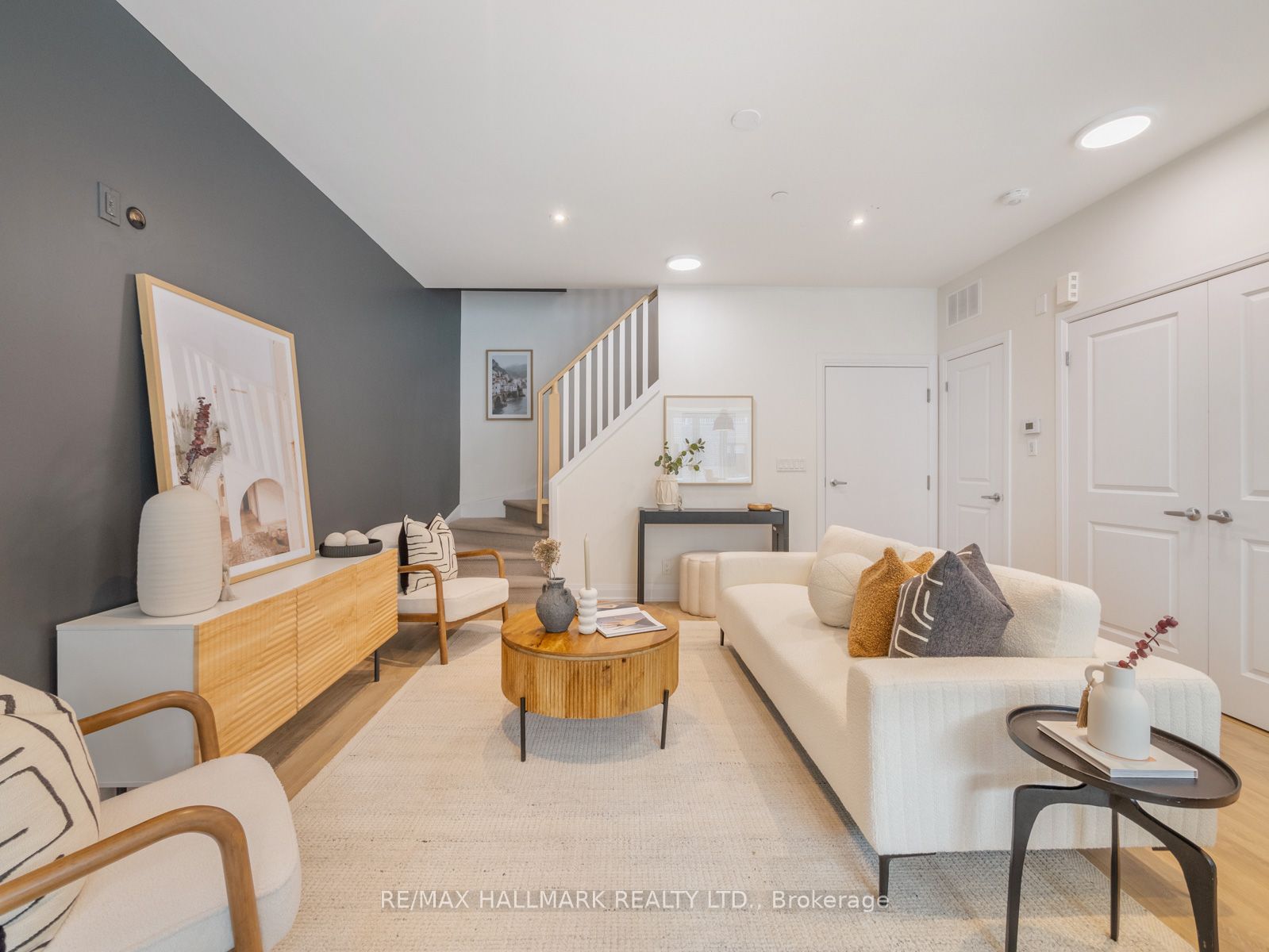 85 Eastwood Park Gardens 3 Property Photo 17