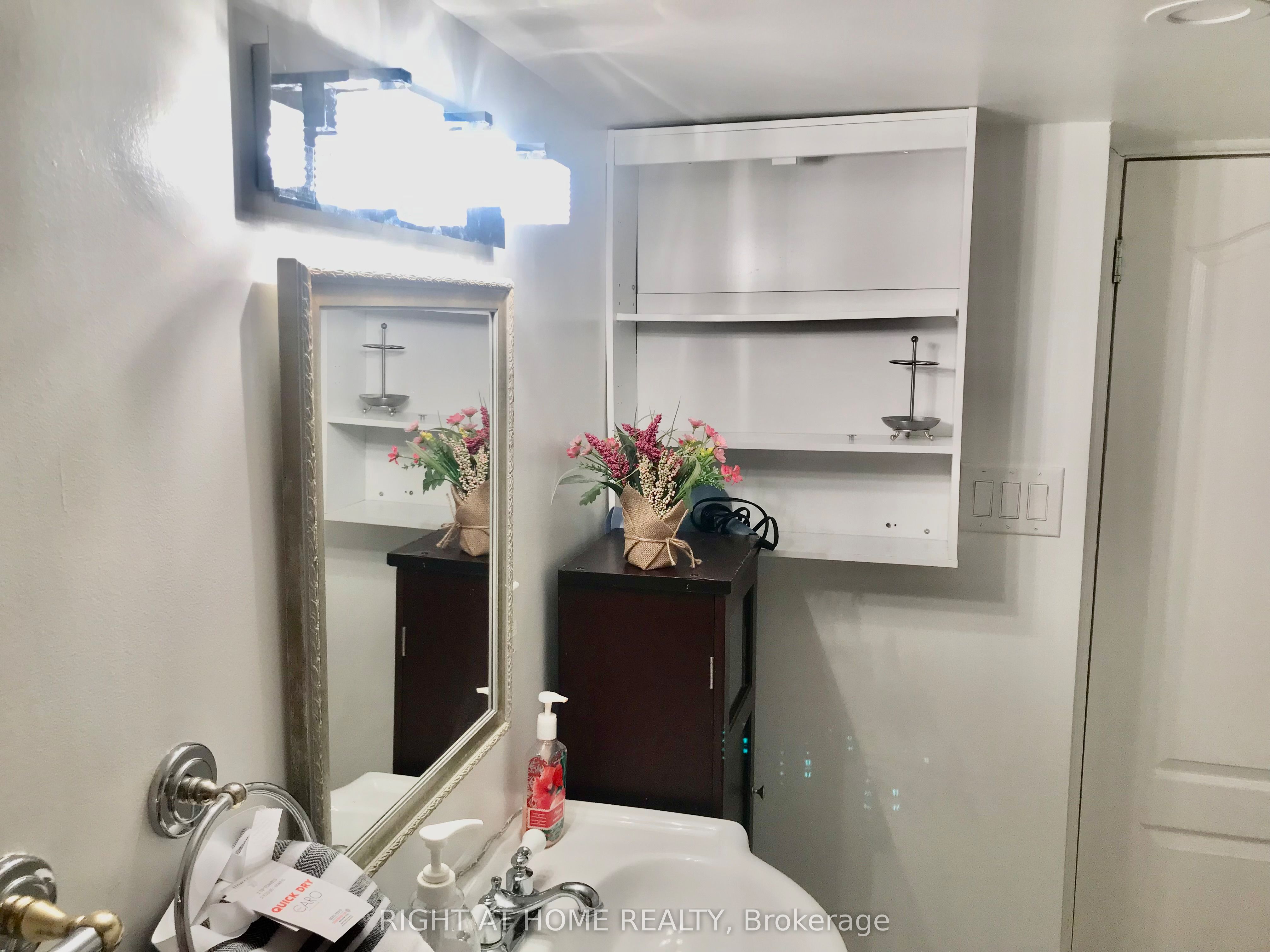 289 Laurentian Avenue Property Photo 21
