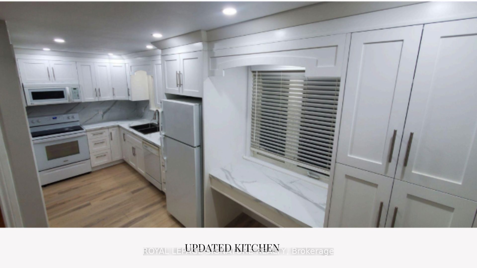 71 Mandarin Crescent N Property Photo 12
