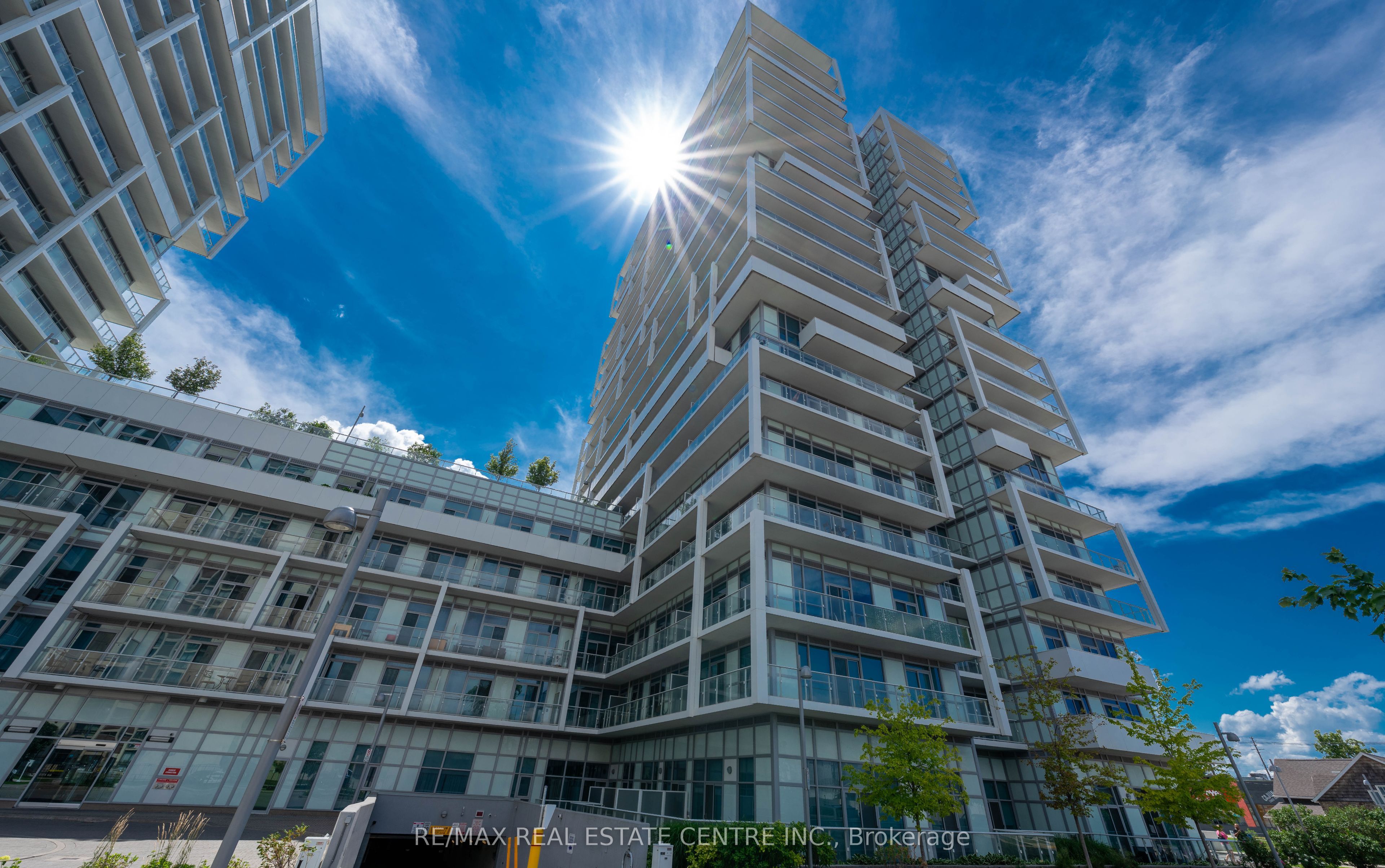 #Lph 10 - 65 Speers Road Property Photo 1