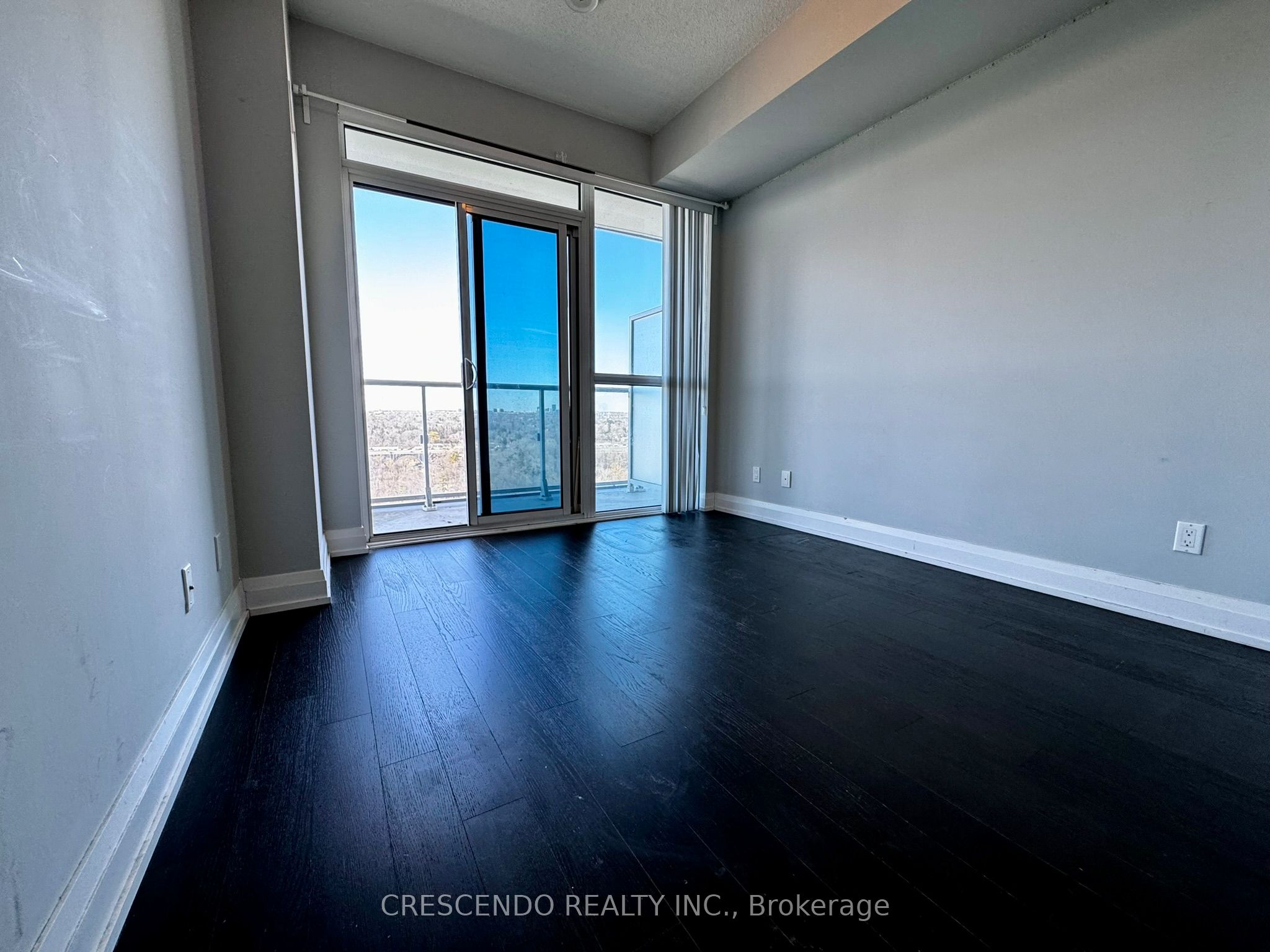 #1802 - 65 Speers Road Property Photo 4