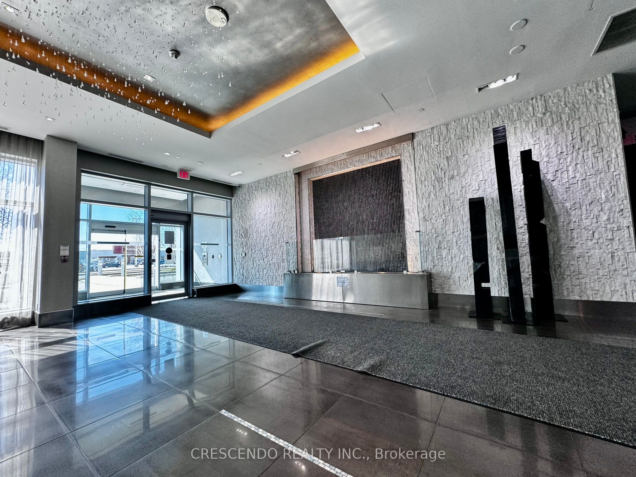 #1802 - 65 Speers Road Property Photo 9