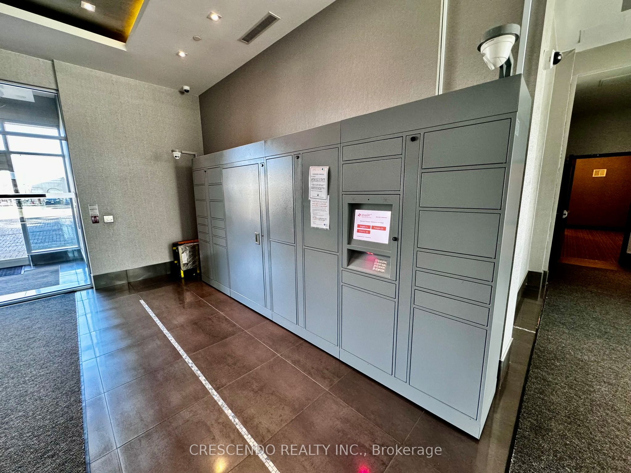 #1802 - 65 Speers Road Property Photo 12