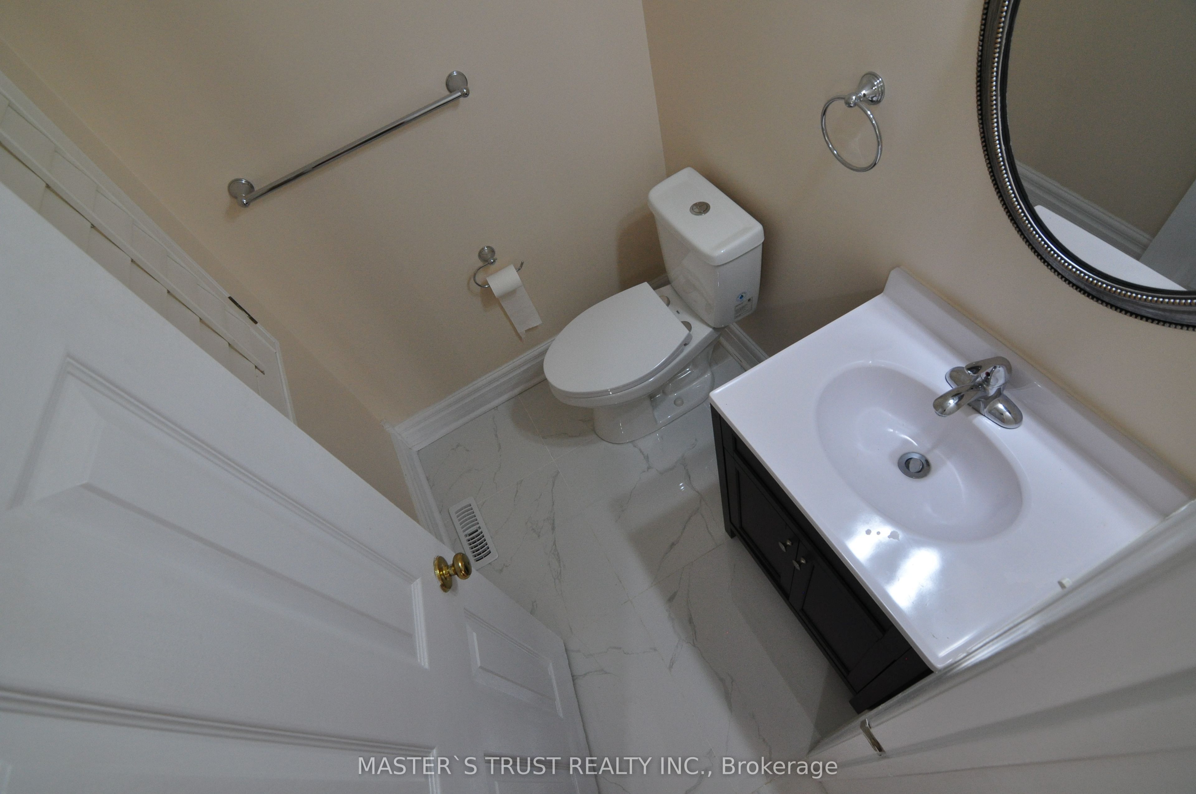 3312 Waxwing Drive Property Photo 4