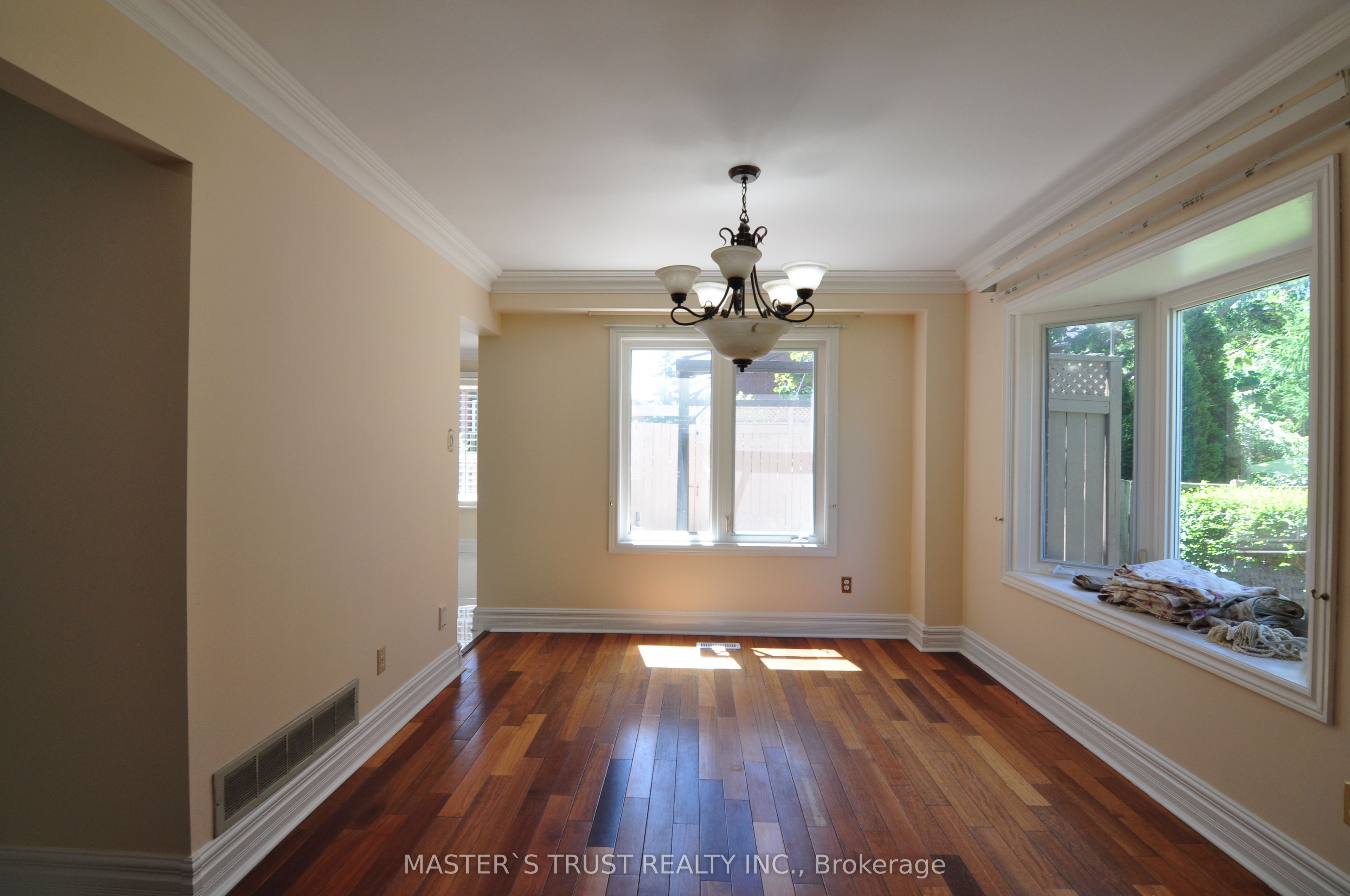 3312 Waxwing Drive Property Photo 9