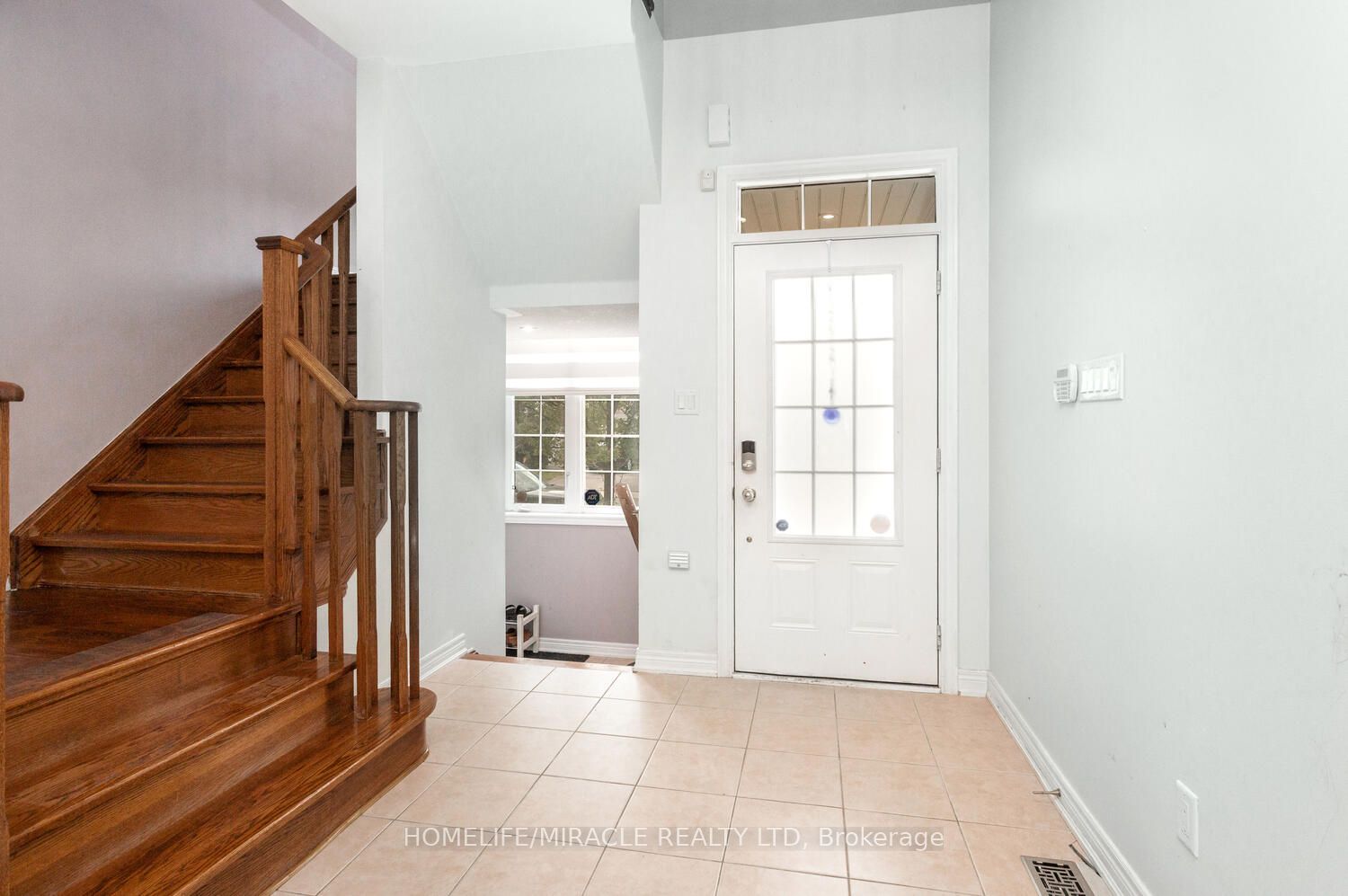 45 Boundbrook Drive Property Photo 5