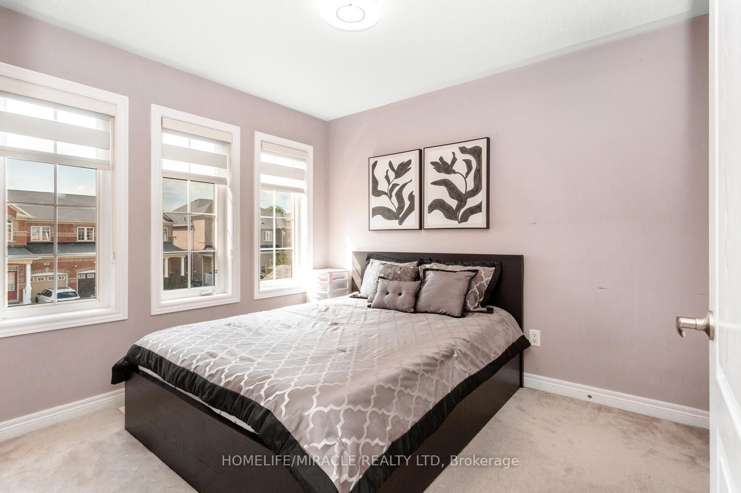 45 Boundbrook Drive Property Photo 29