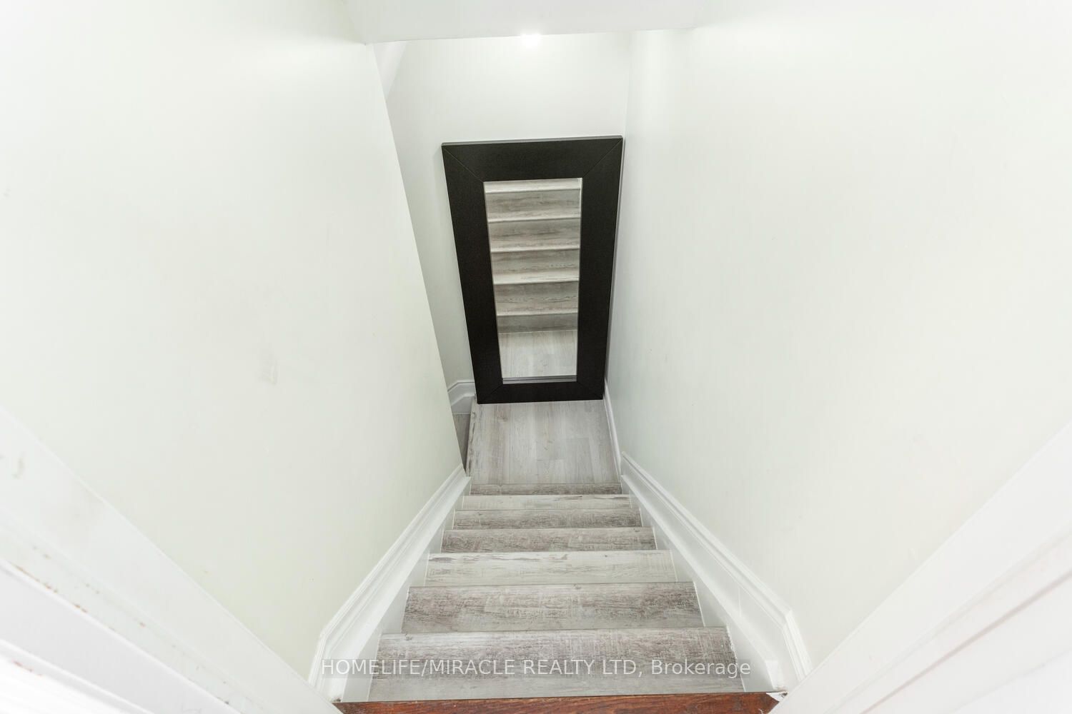 45 Boundbrook Drive Property Photo 39